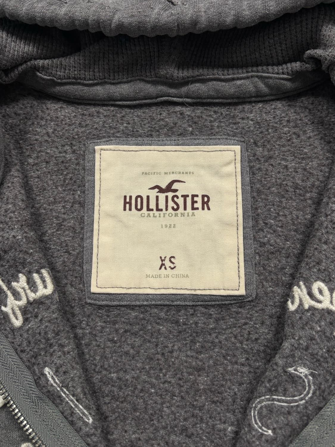 홀리스터 로고 그레이 후드집업 상품이미지5