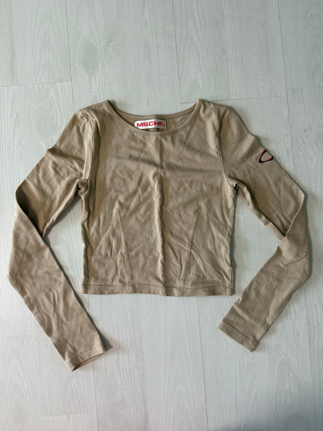 미스치프 베이지 크롭티 상품이미지1