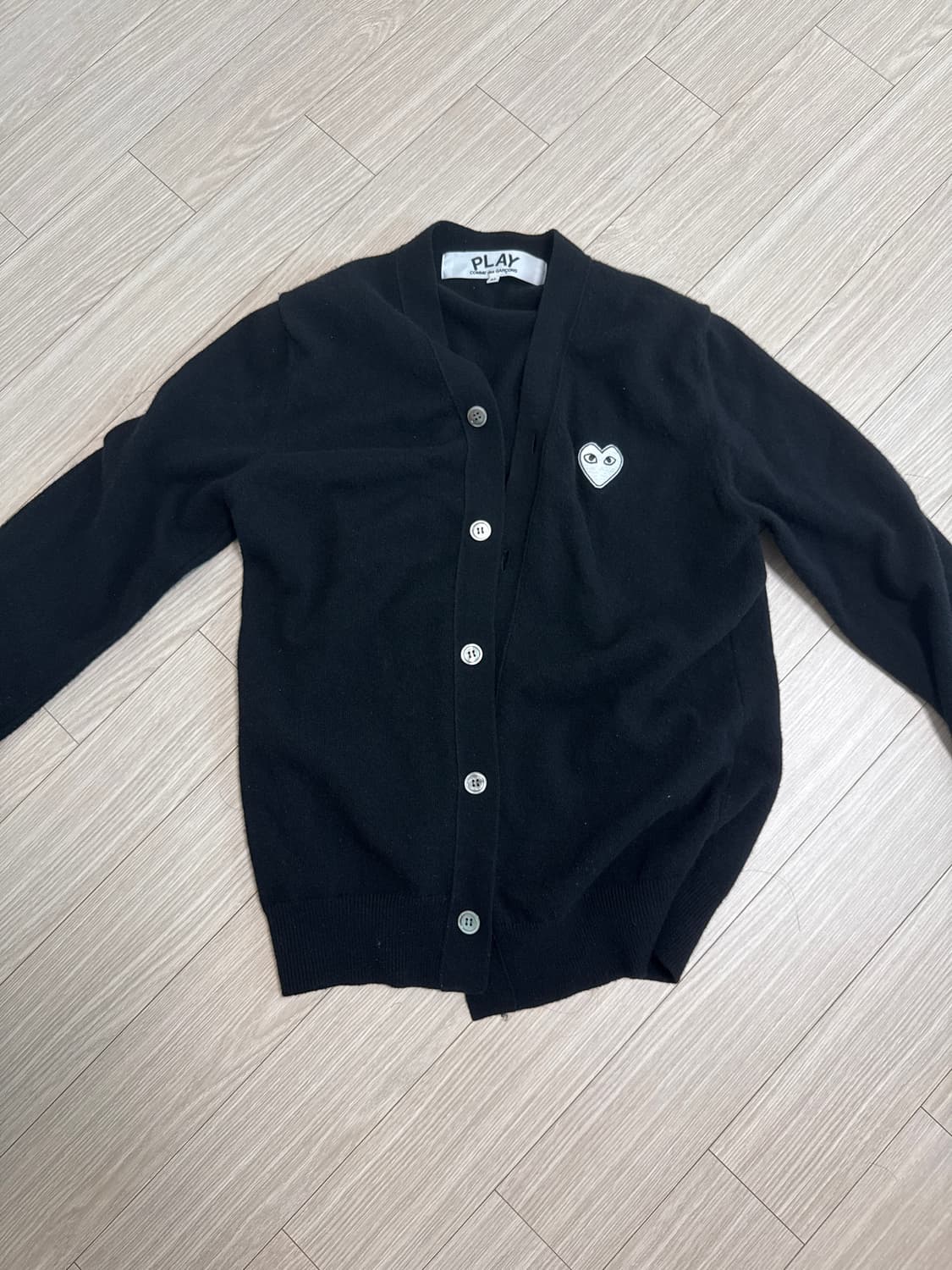 꼼데가르송 화이트하트 가디건 급처합니다ㅜㅜ 상품이미지1
