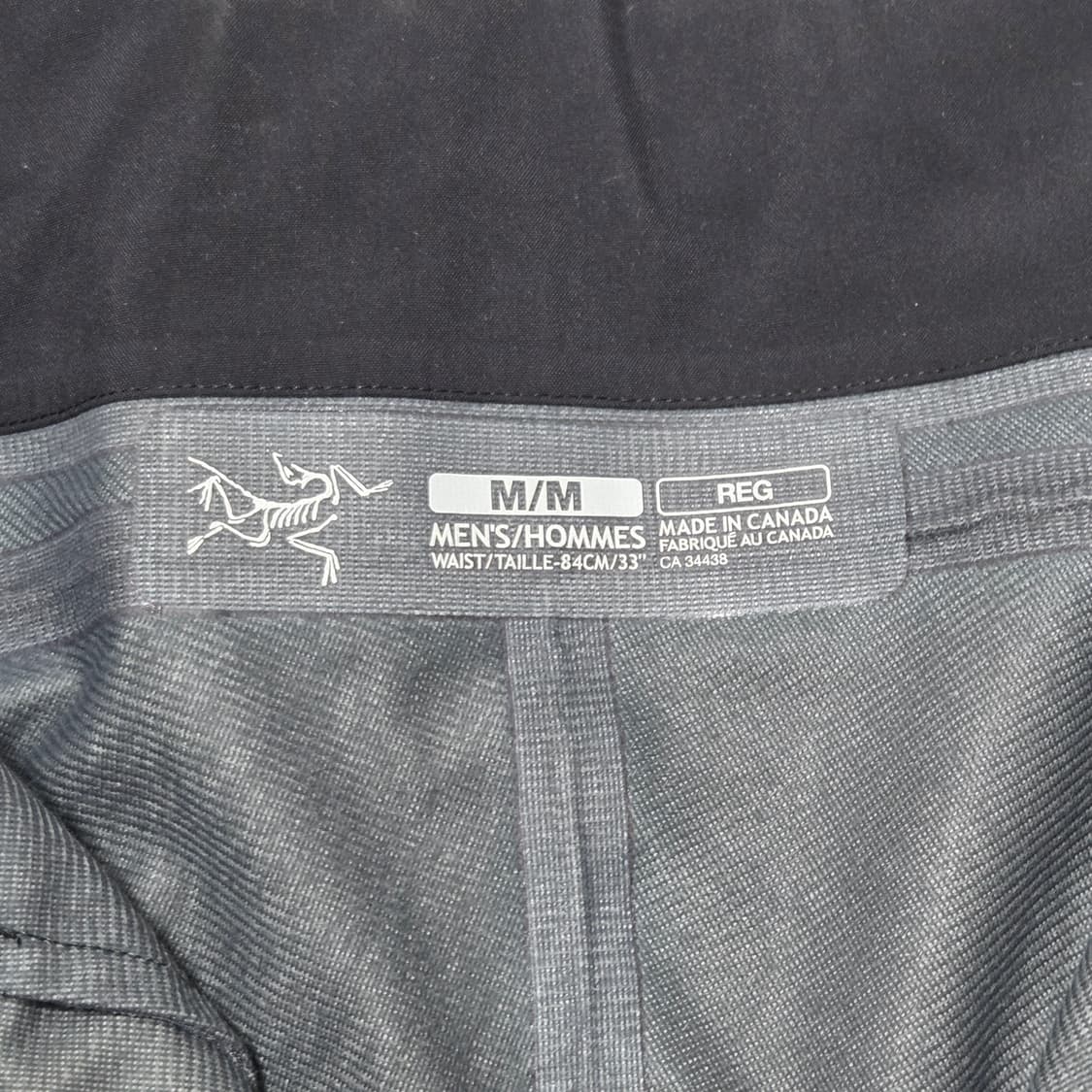 ARCTERYX 아크테릭스 블랙 RECCO 고어텍스 스노우 팬츠 상품이미지5