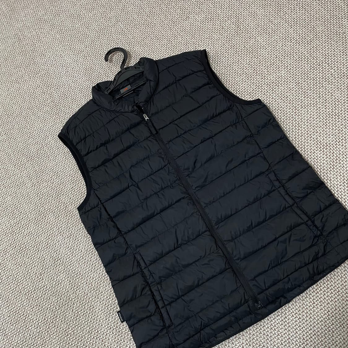 아이더 여성 경량패딩조끼 9972 상품이미지2