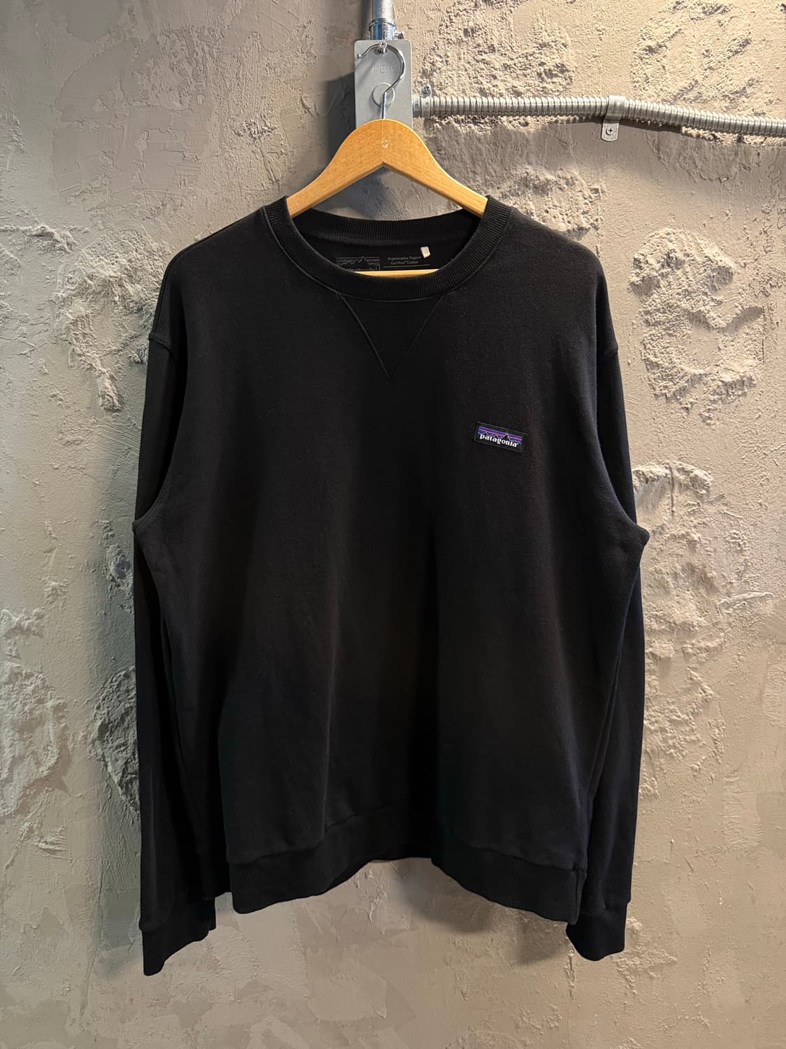 XL 파타고니아 PATAGONIA 로고 패치 오가닉 코튼 맨투맨 블랙 상품이미지1