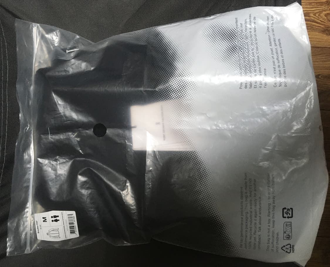 온러닝 파프 바람막이 블랙 판매합니다 상품이미지2