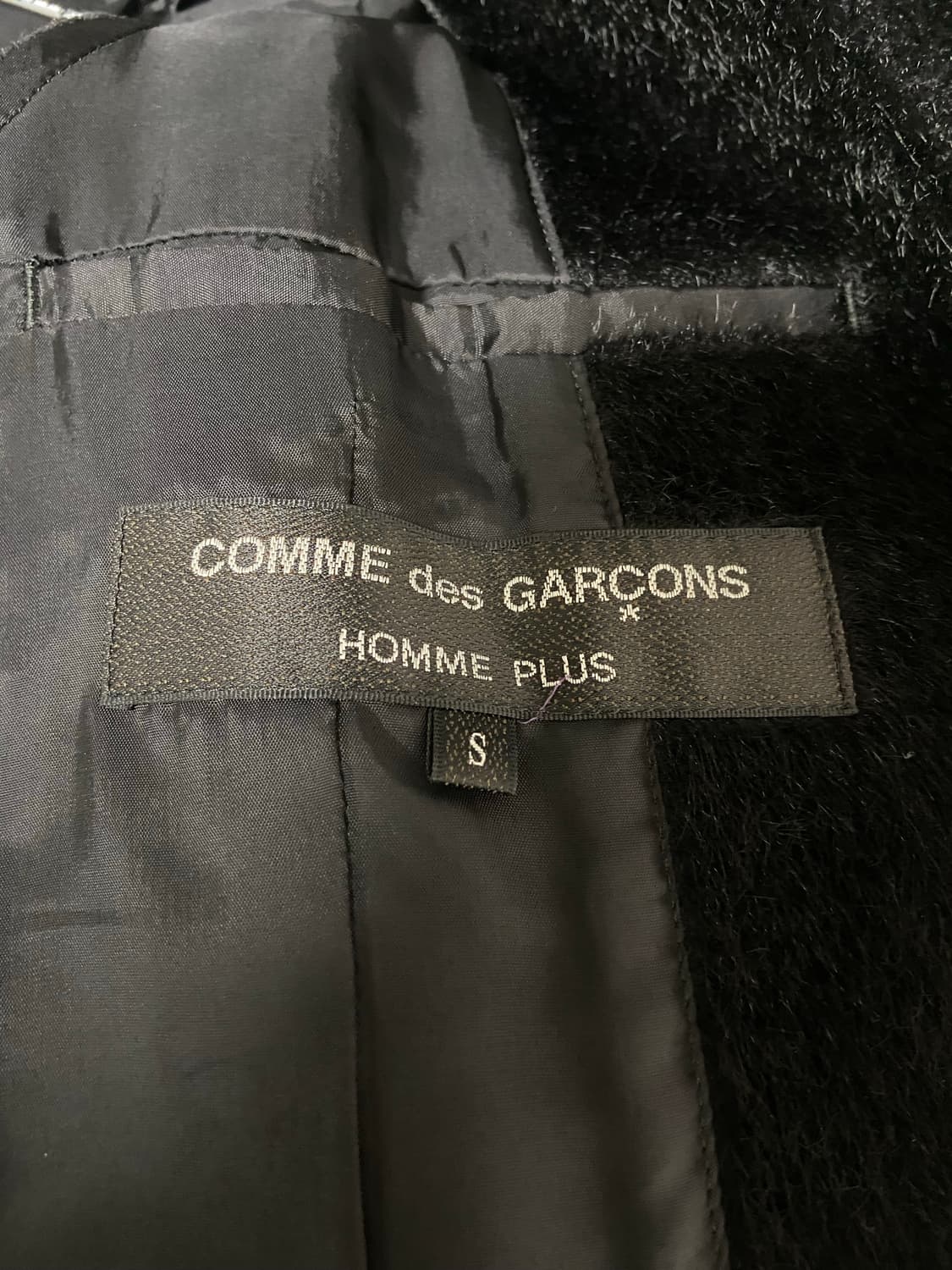 꼼데가르송 옴므 플러스 19FW 퍼 베스트 레이어드 코트 상품이미지10