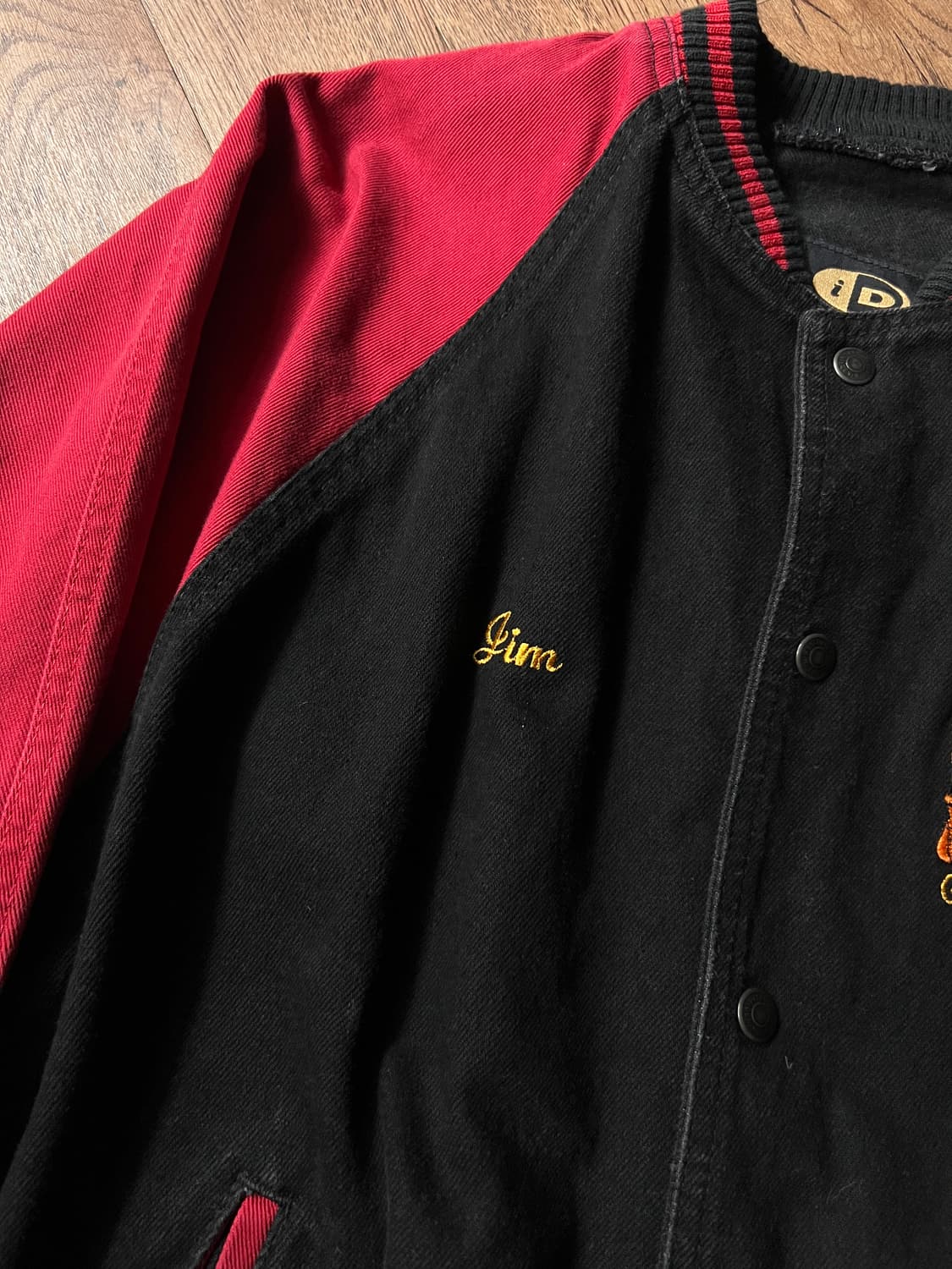 [L]Made in Canada 블랙 레드 데님 바시티 자켓 상품이미지4