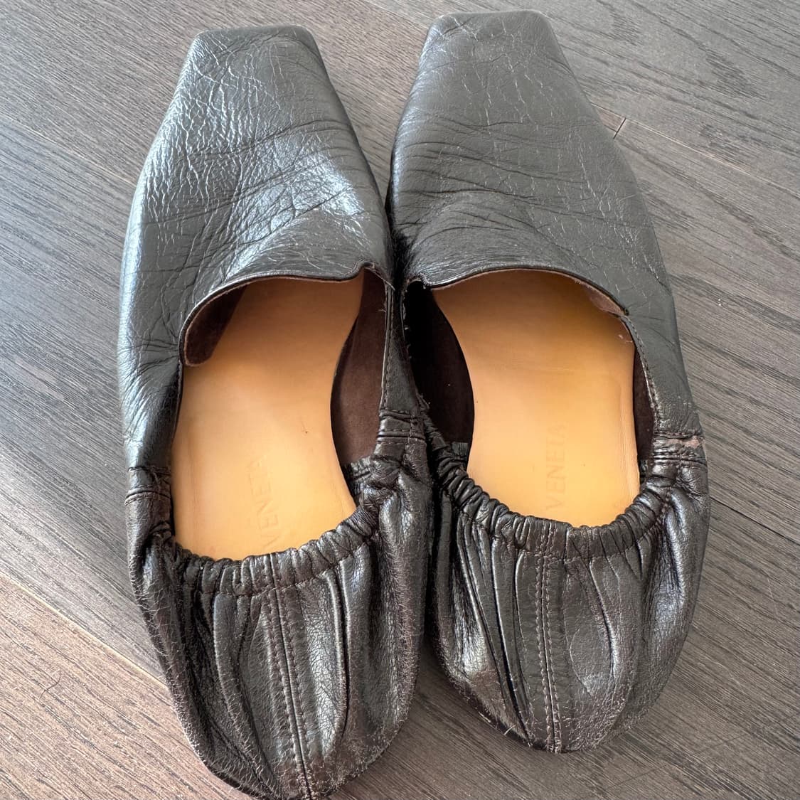 보테가베네타 스퀘어토 로퍼 뮬 상품이미지2