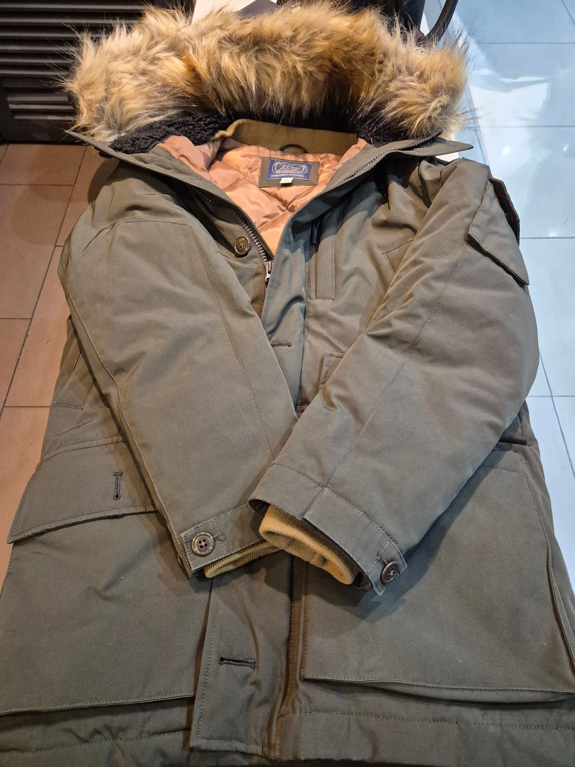 제이크루 노르딕 다운 파카

카키 s 95~100 상품이미지1