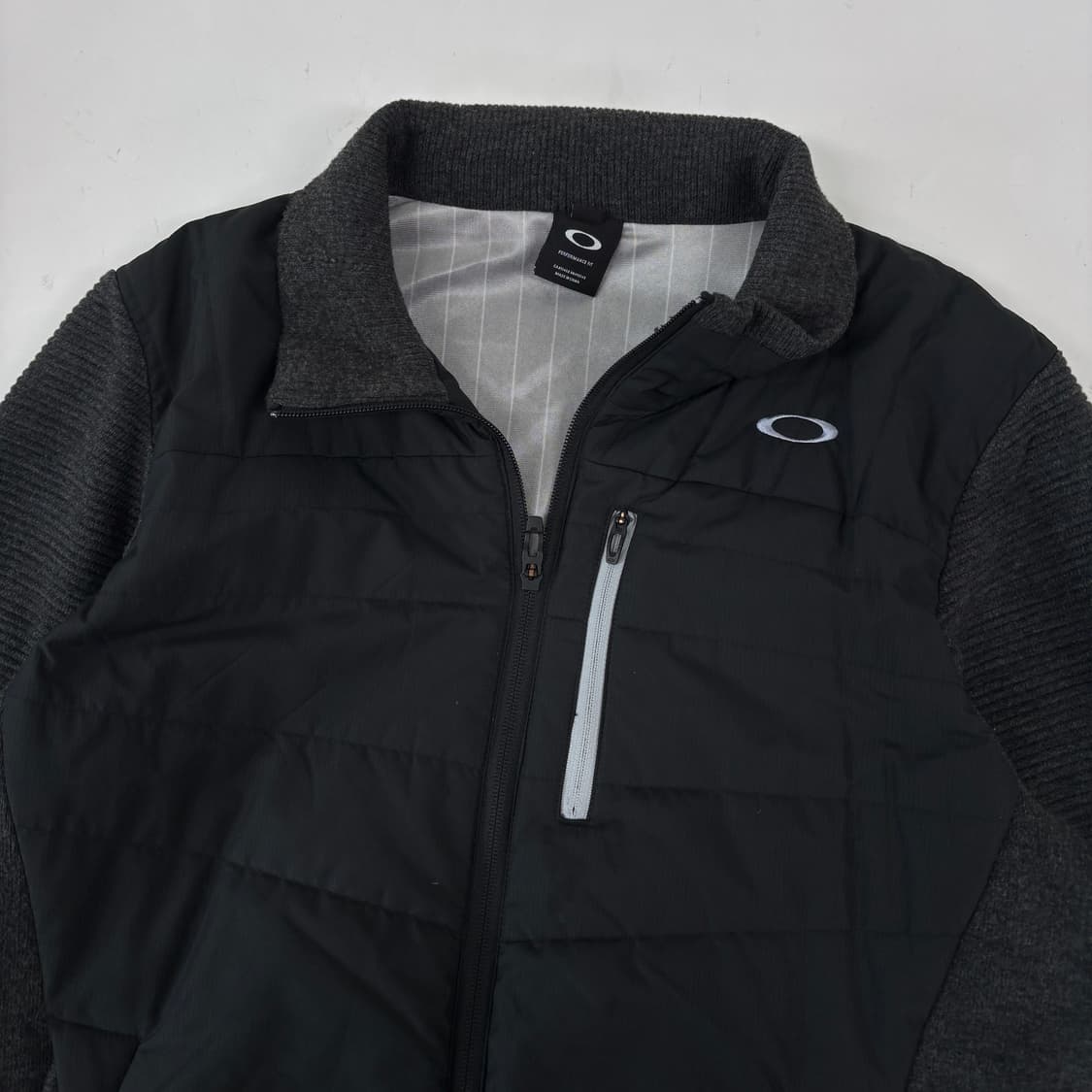 오클리 스컬 니트 퍼프 자켓 상품이미지5