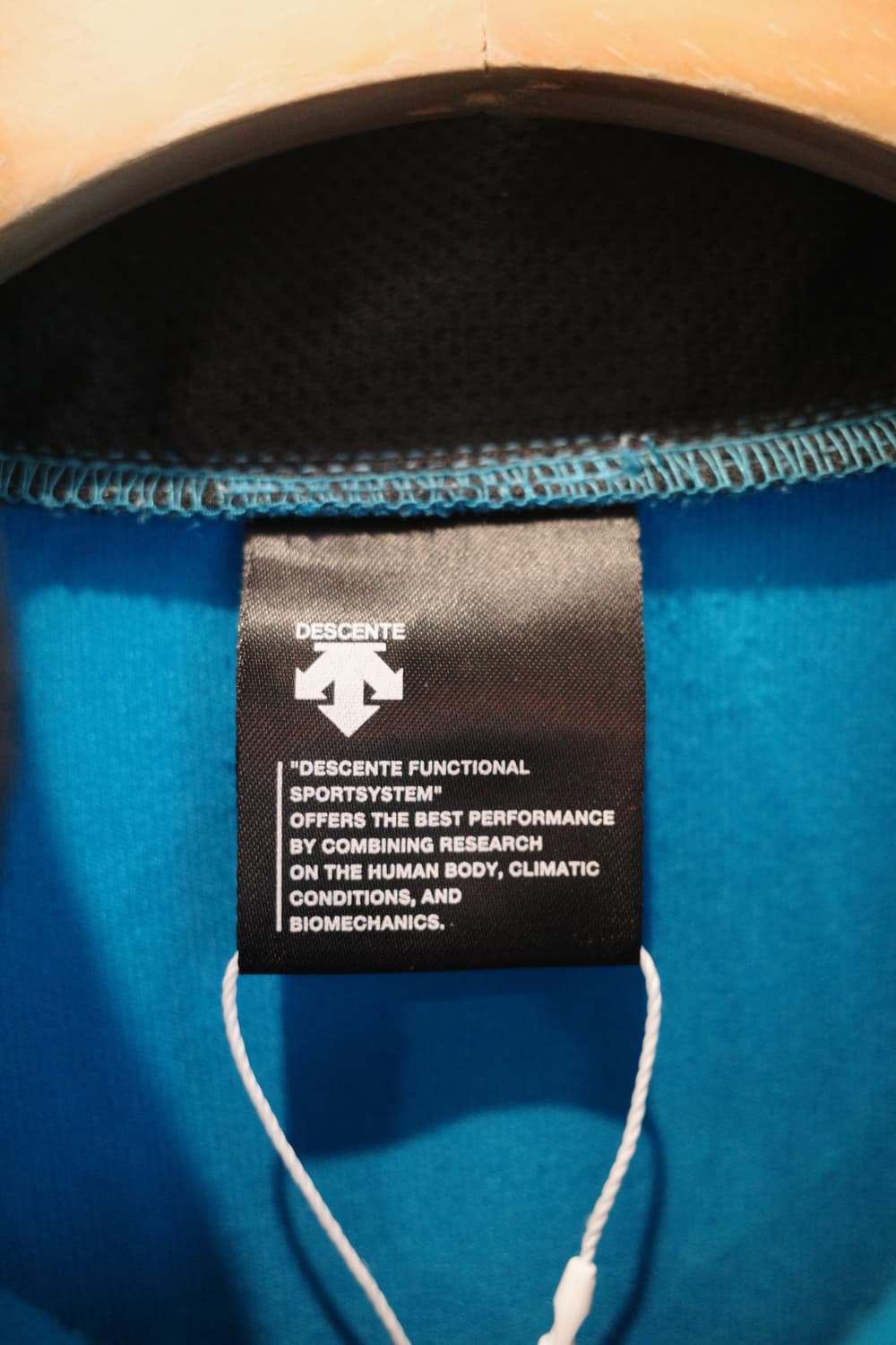 DESCENTE 데상트 집업 윈드브레이커 상품이미지3