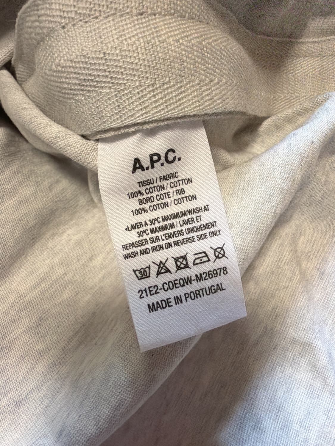 APC X Sacai 아페쎄 X 사카이 티셔츠 판매합니다 ! 상품이미지6