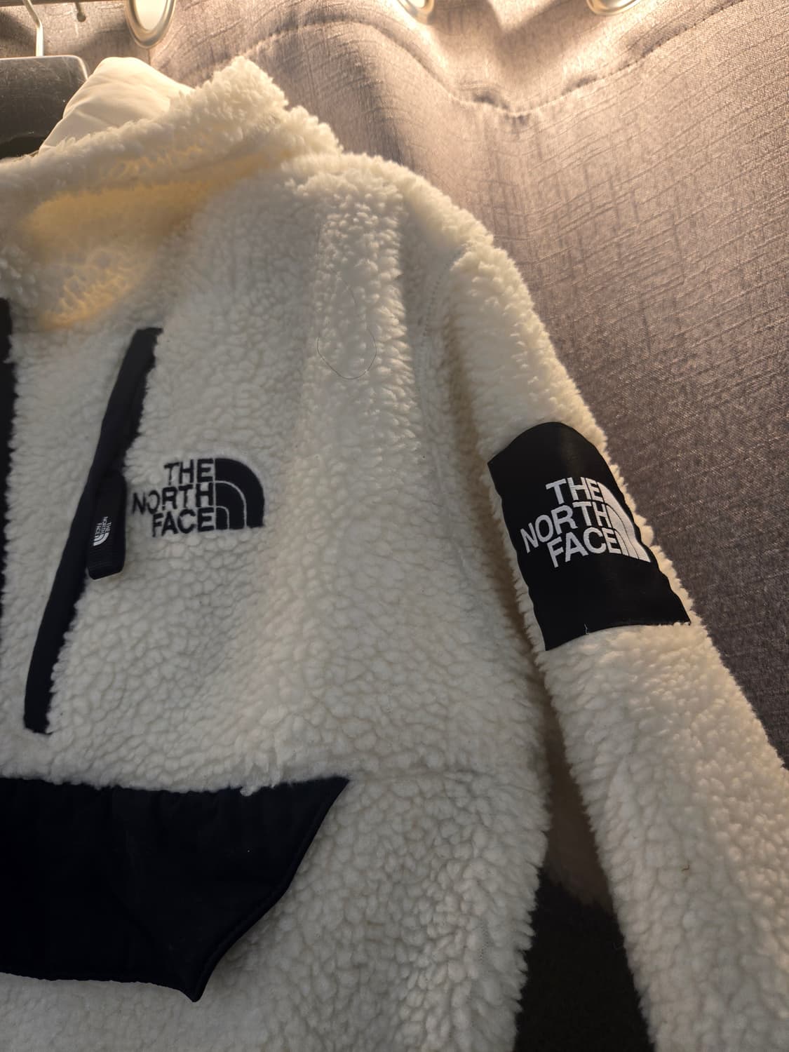 노스페이스 뽀글이 후리스 화이트랴벨아이보리 상품이미지6