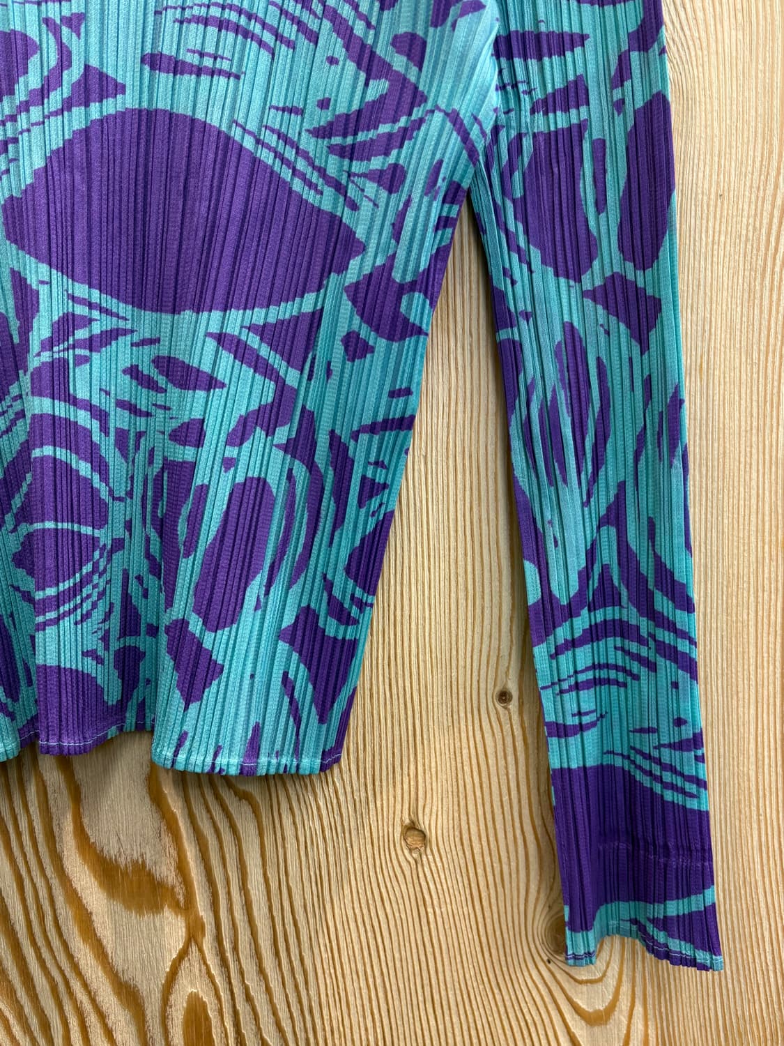 플리츠 플리즈 그래픽 탑 상품이미지6