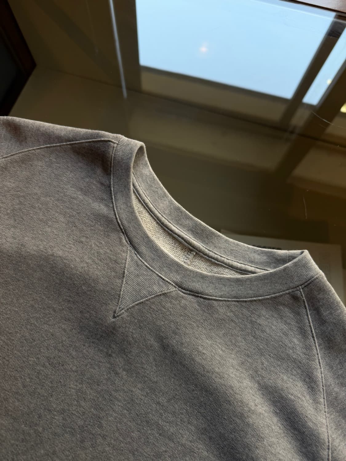 유니버셜 웍스 맨투맨 100 상품이미지6