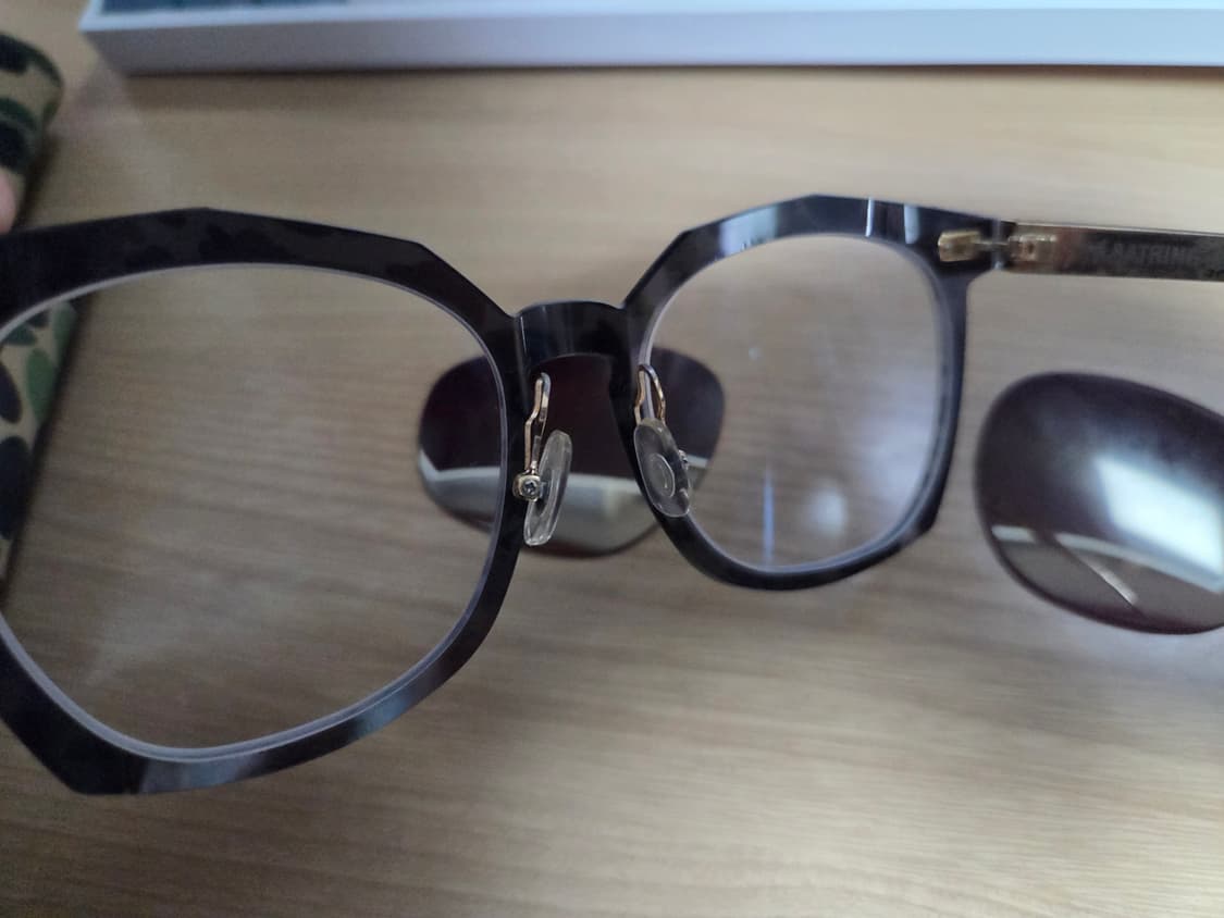 베이프 금장 선글라스 상품이미지4