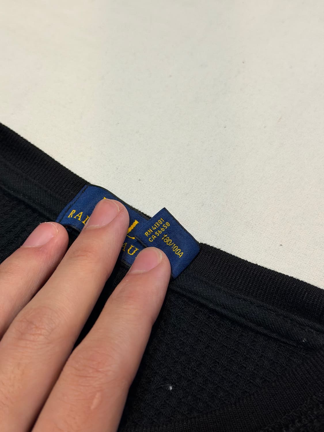 폴로 랄프로렌 와플 써멀 롱슬리브 블랙 상품이미지3