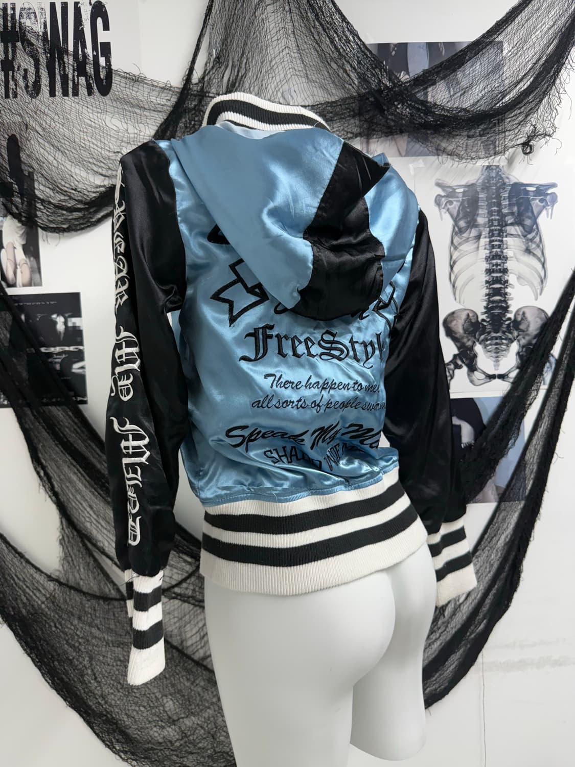 00s lettering detailed hood zipup 상품이미지5