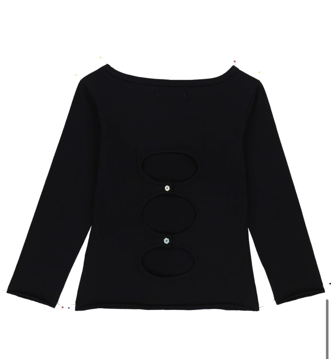BACK CIRCLE CAPRI SLEEVES BLACK 상품이미지1