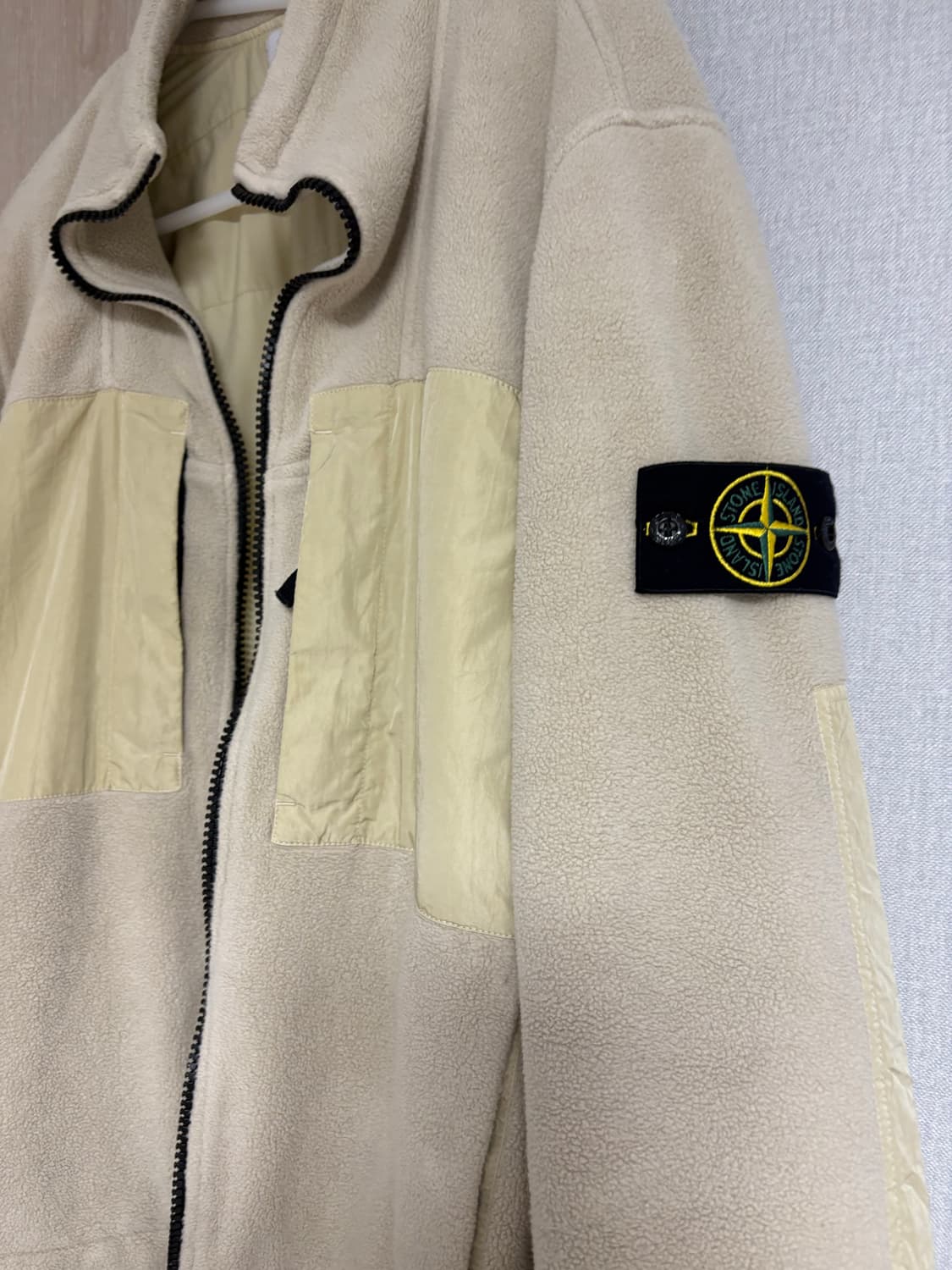 스톤 아일랜드 코튼 파일 나일론-TC 트랙 탑 안티 드롭 오프 화이트 - 상품이미지3