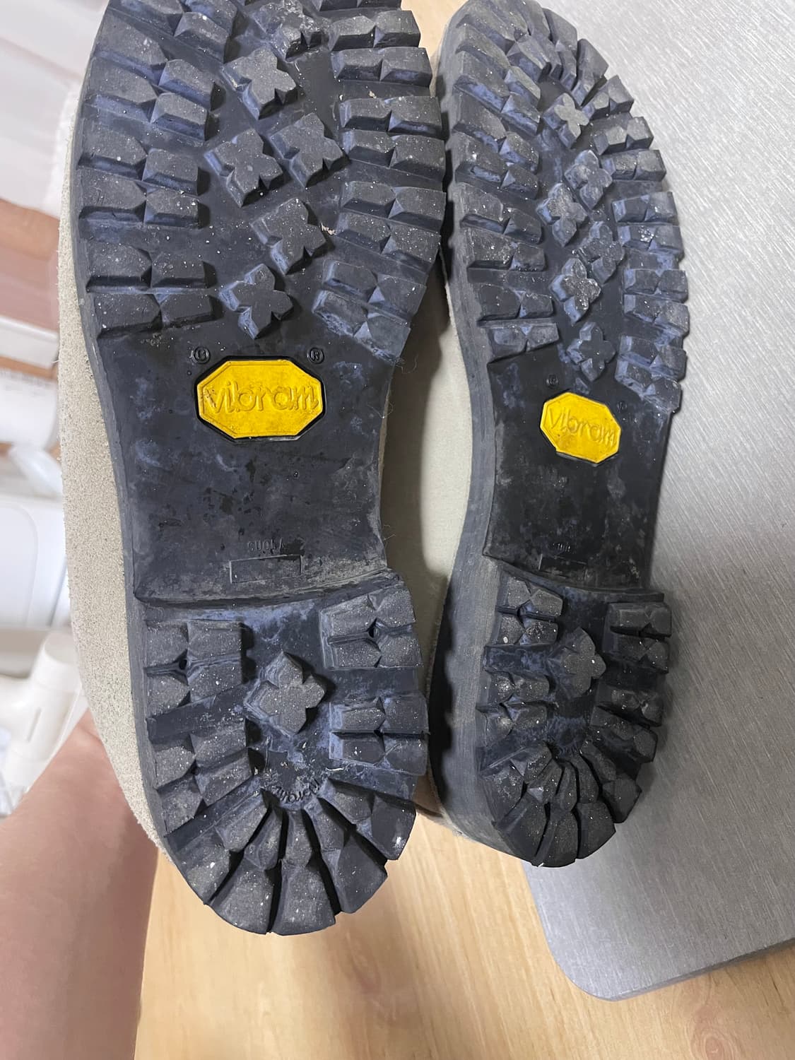 머렐 와일더니스 그레이 스웨이드 대너 디에메 파라부트 상품이미지7