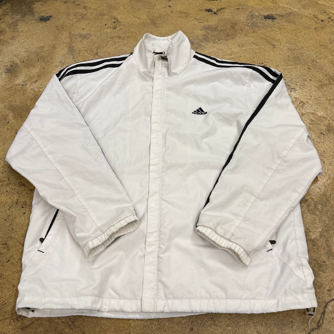 아디다스 흰검 바람막이 100 상품이미지2
