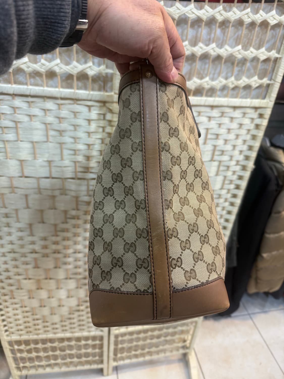 정품 구찌 자가드 쇼퍼백 팝니다 상품이미지4