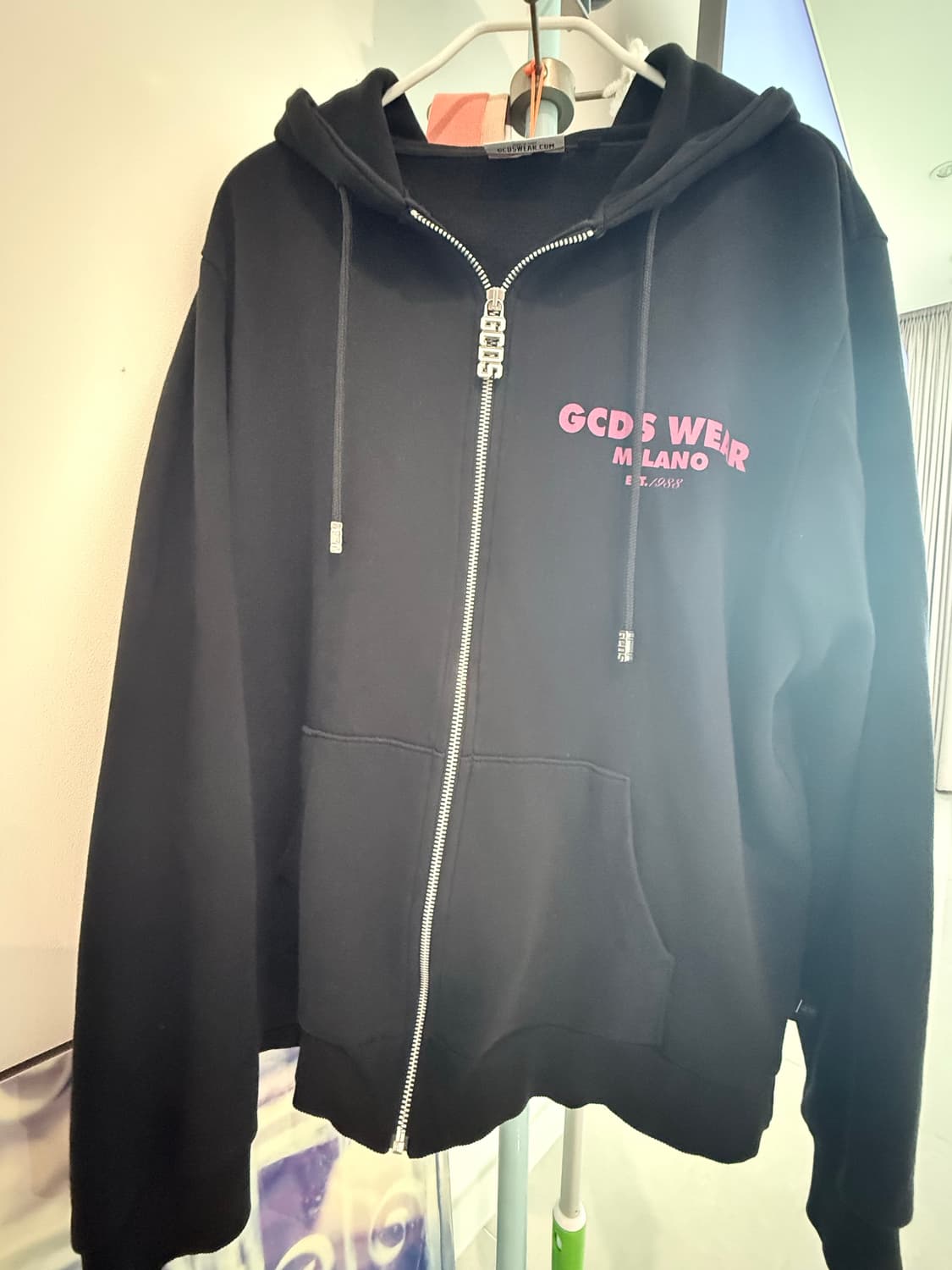 GCDS 후드집업 블랙 라지 상품이미지1