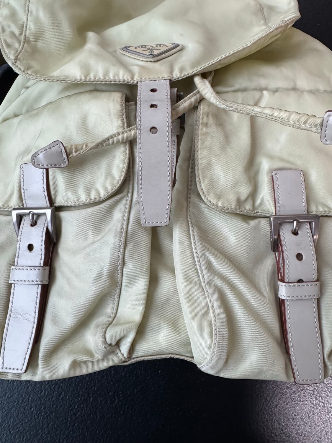 프라다 포코노 리나일론 백팩 투포켓 상품이미지3