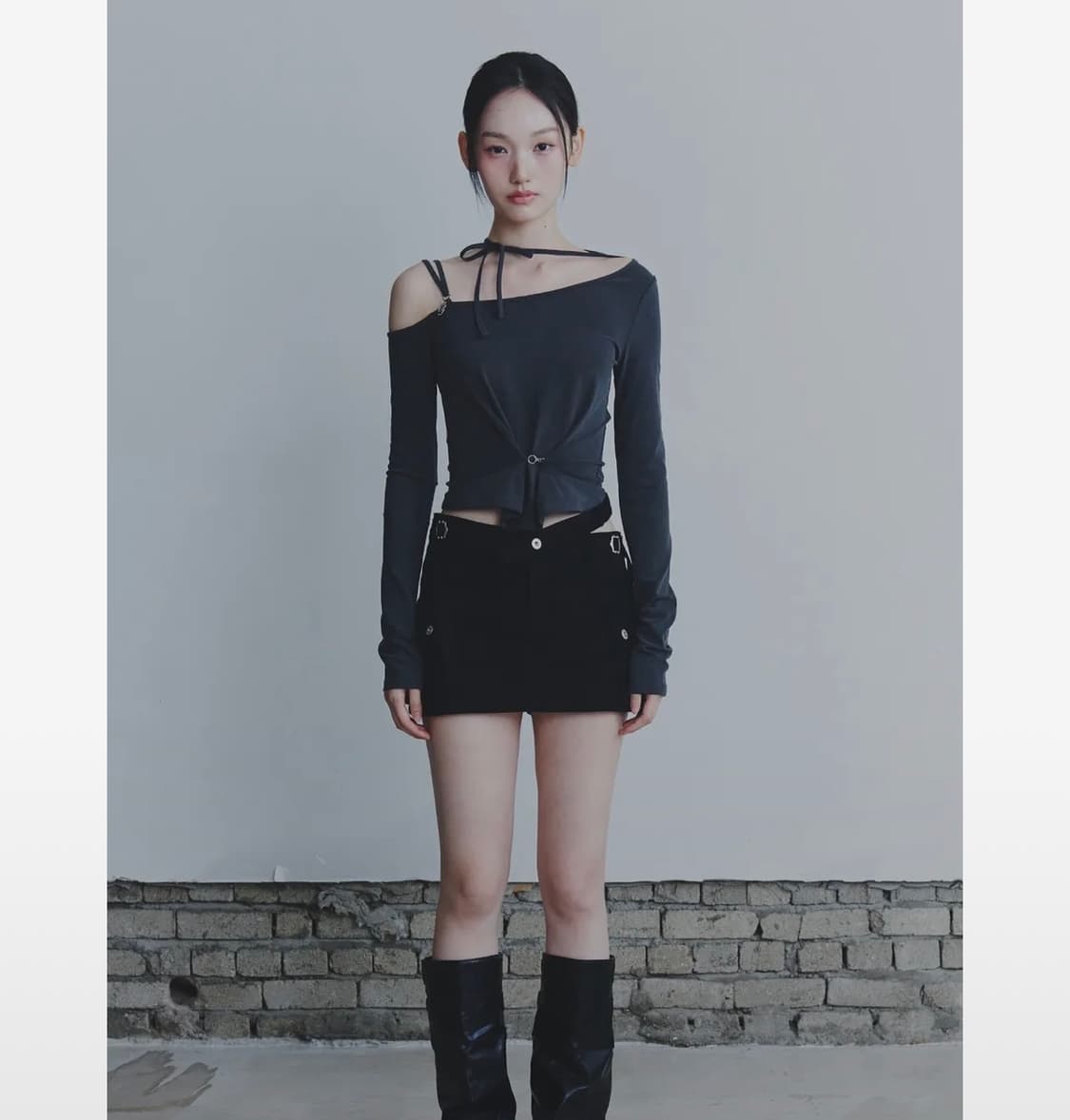 페인오어플레저 ruby hook long sleeve 차콜 상품이미지2