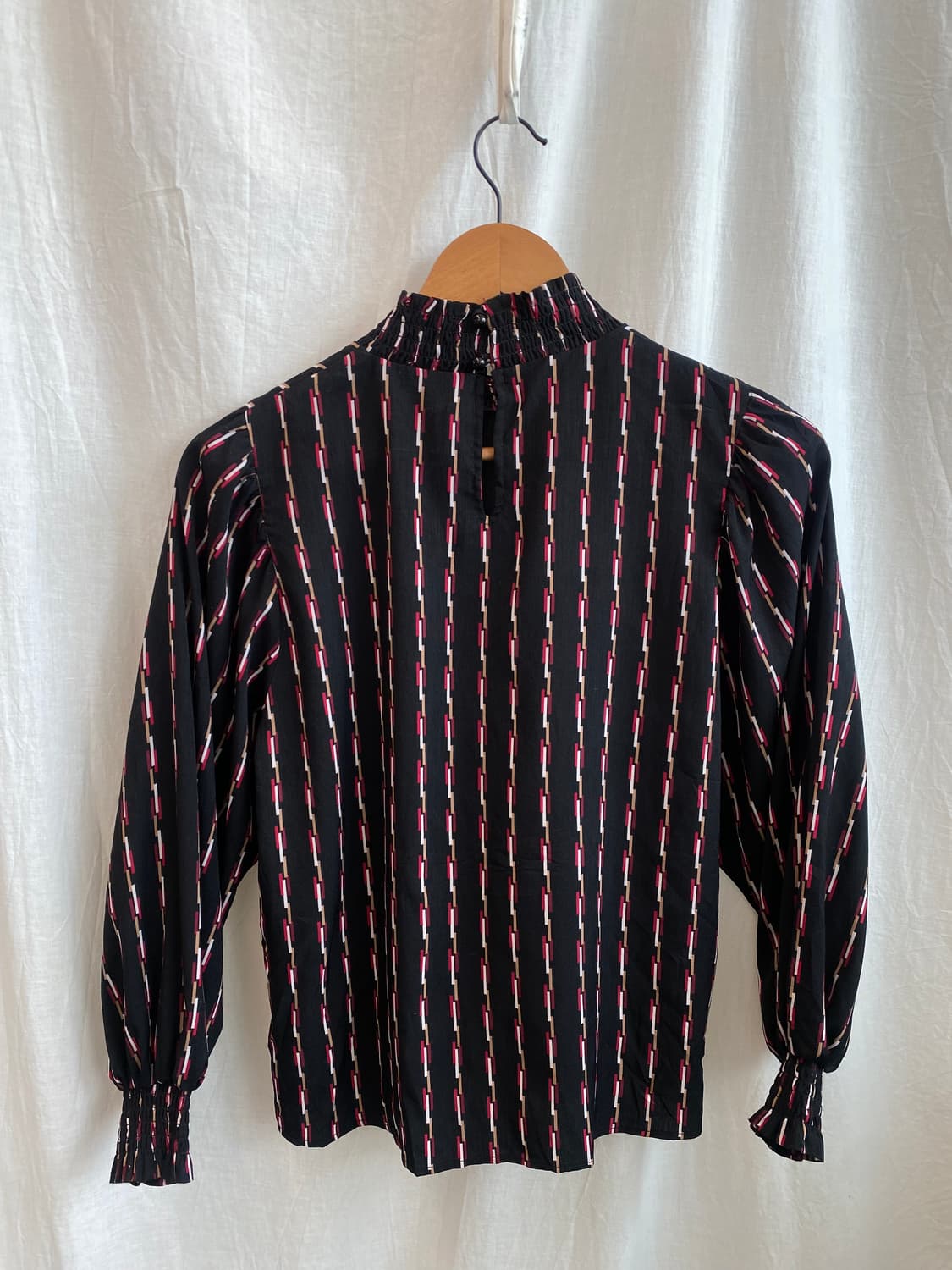 스트라이프 하이넥블라우스(M) 상품이미지4