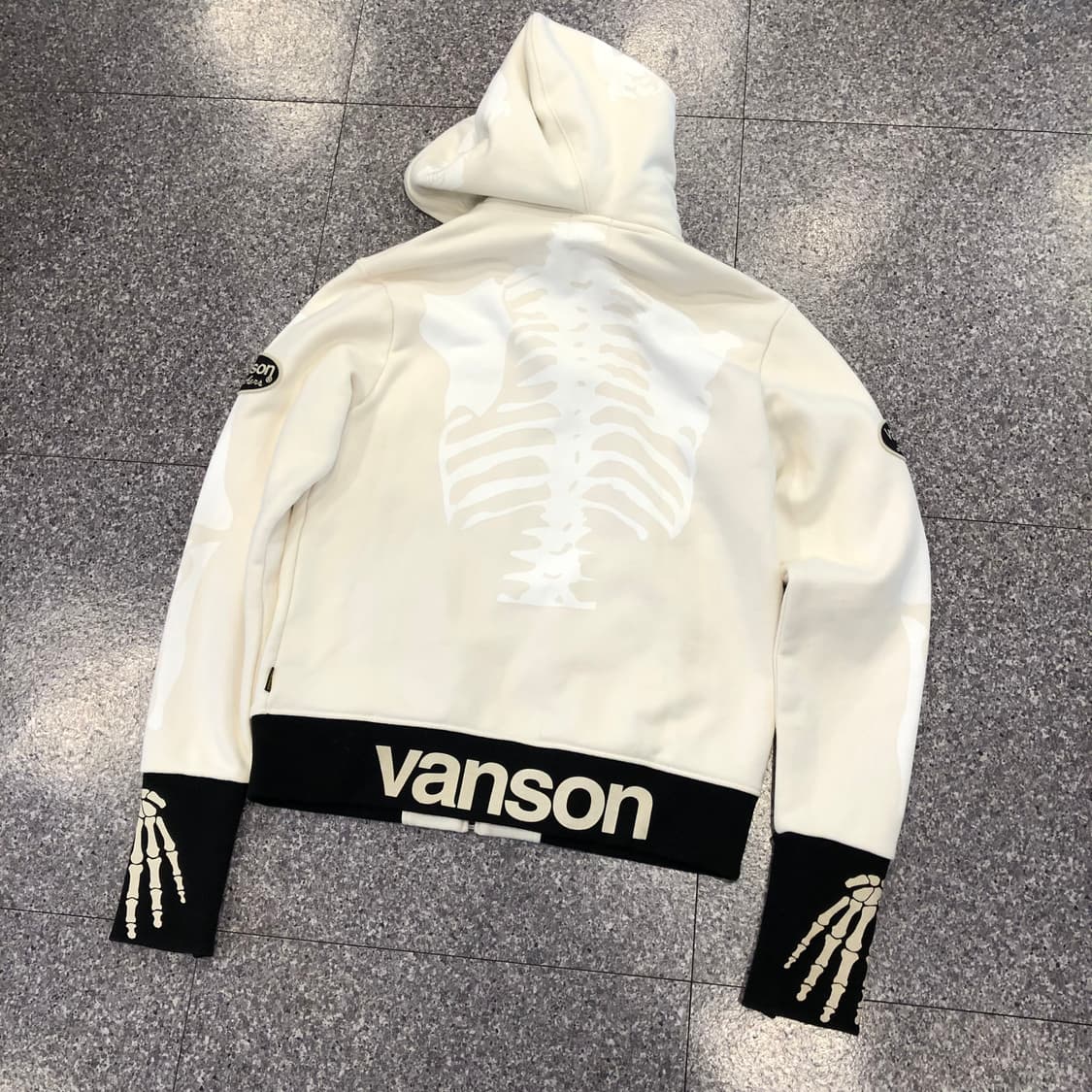 밴슨 본 스켈레톤 넥워머 후드집업 상품이미지6