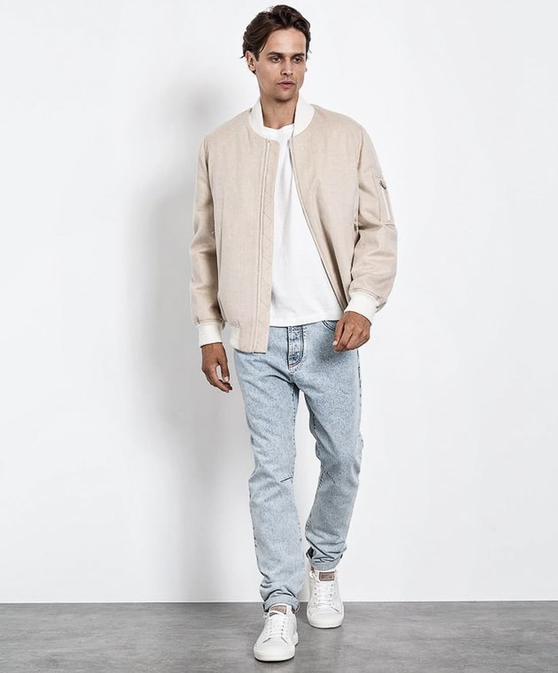 브루넬로 쿠치넬리 23 F/w 캐시미어 봄버 자켓 판매 합니다. 상품이미지3