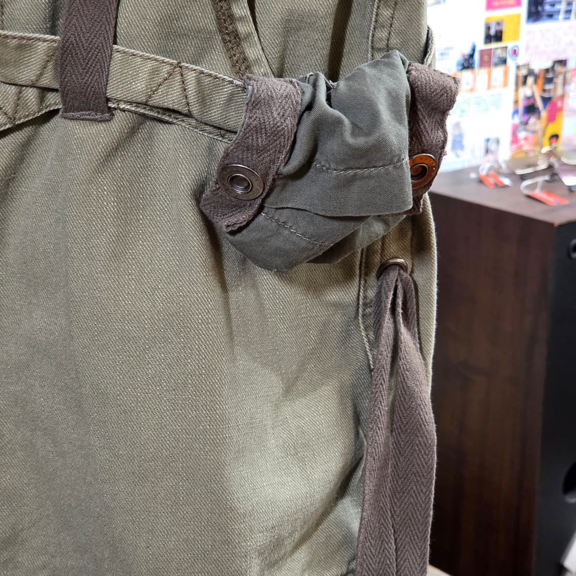 밀리터리 카고 로우라이즈 벨티드 스커트 상품이미지3