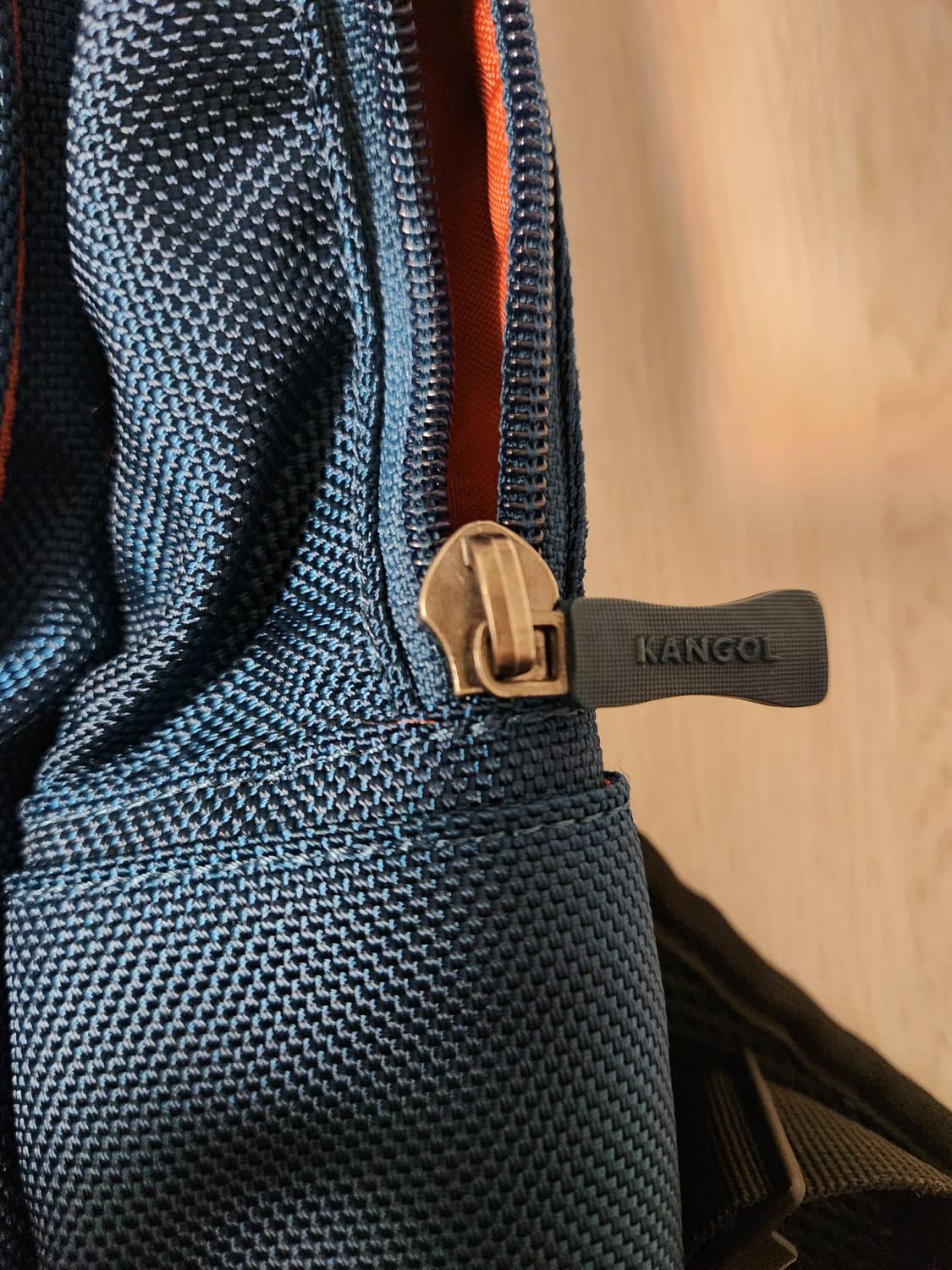 새상품급)캉골 커버 백팩 1038 (사파이어)

캐주얼가방/백팩/노트북수 상품이미지6