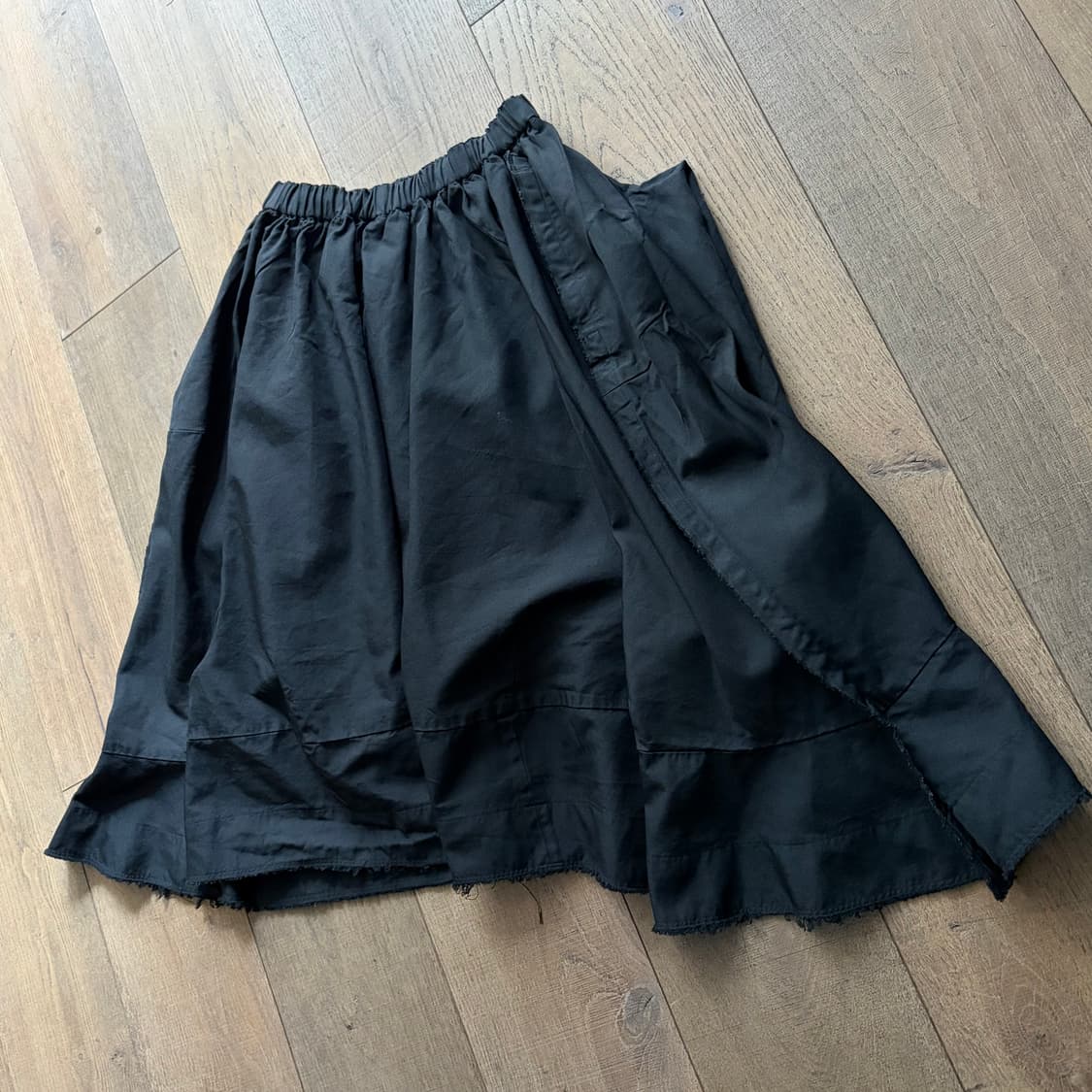 Transformed Hole Detail Volume Skirt 상품이미지10