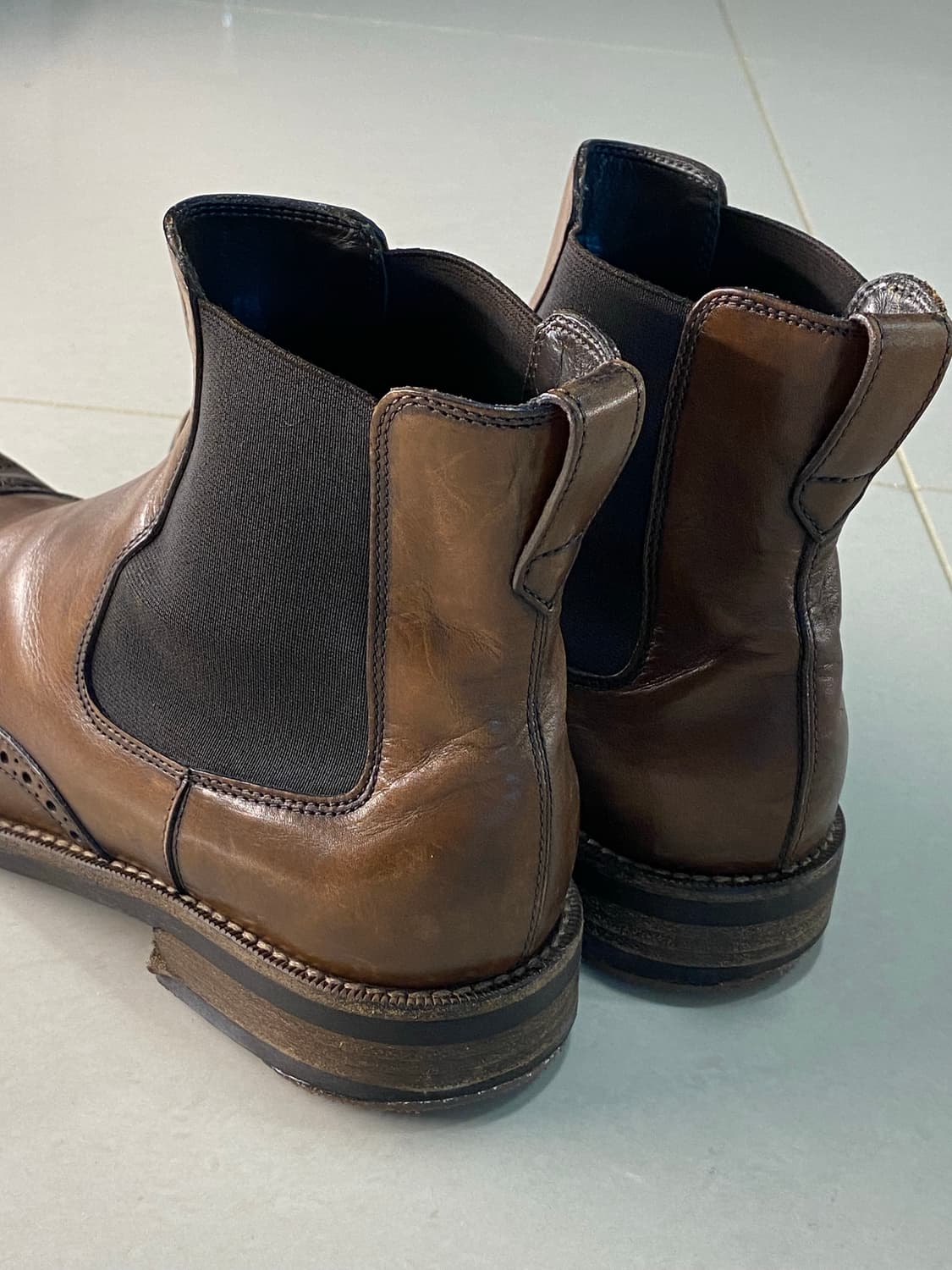 토즈 윙팁 첼시 부츠 (265cm / 7반 사이즈) 상품이미지4