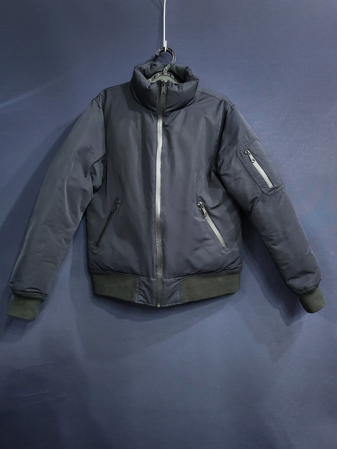 리바이스 다운패딩 항공점퍼형 상품이미지1