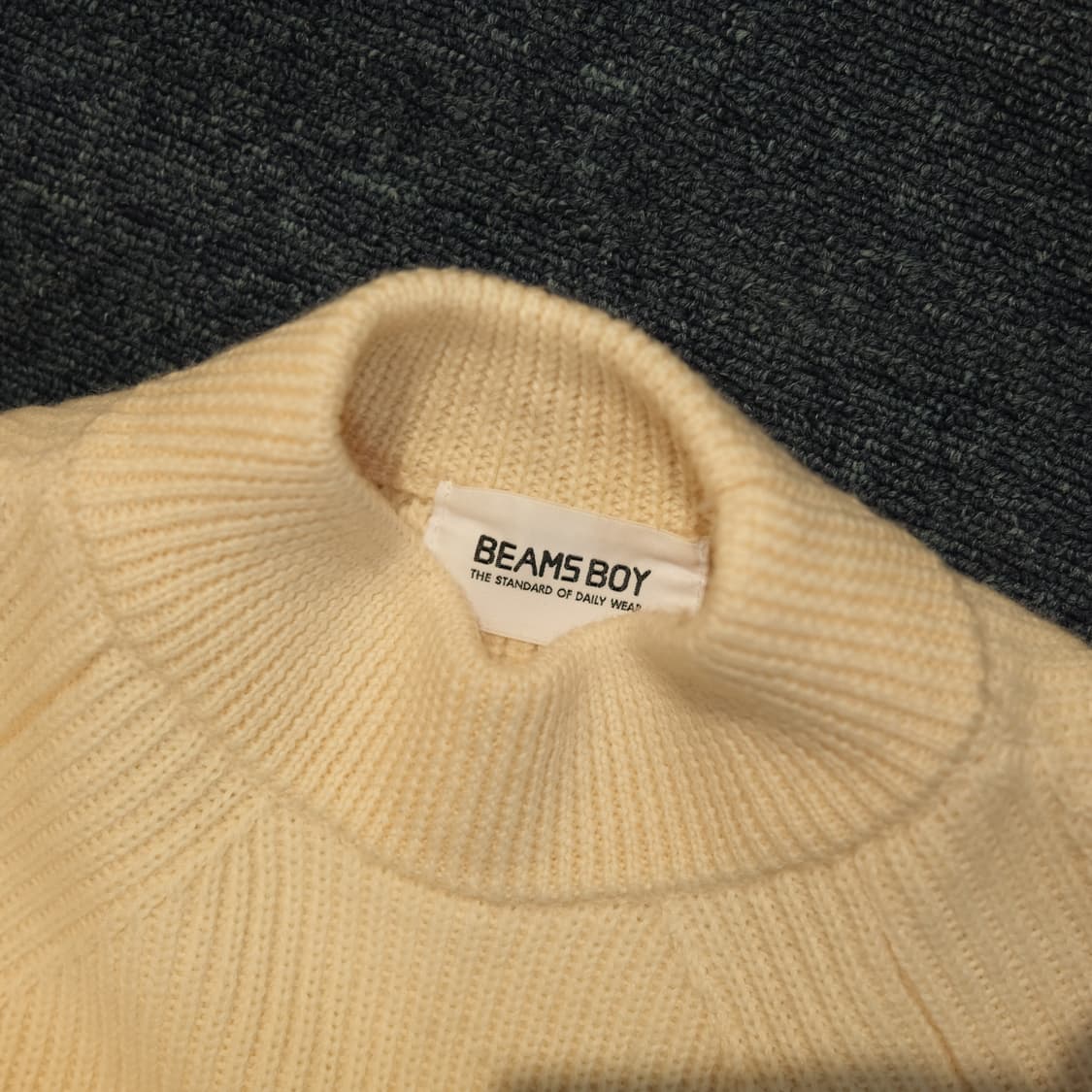 빔즈보이 아이보리 니트 스웨터 상품이미지2