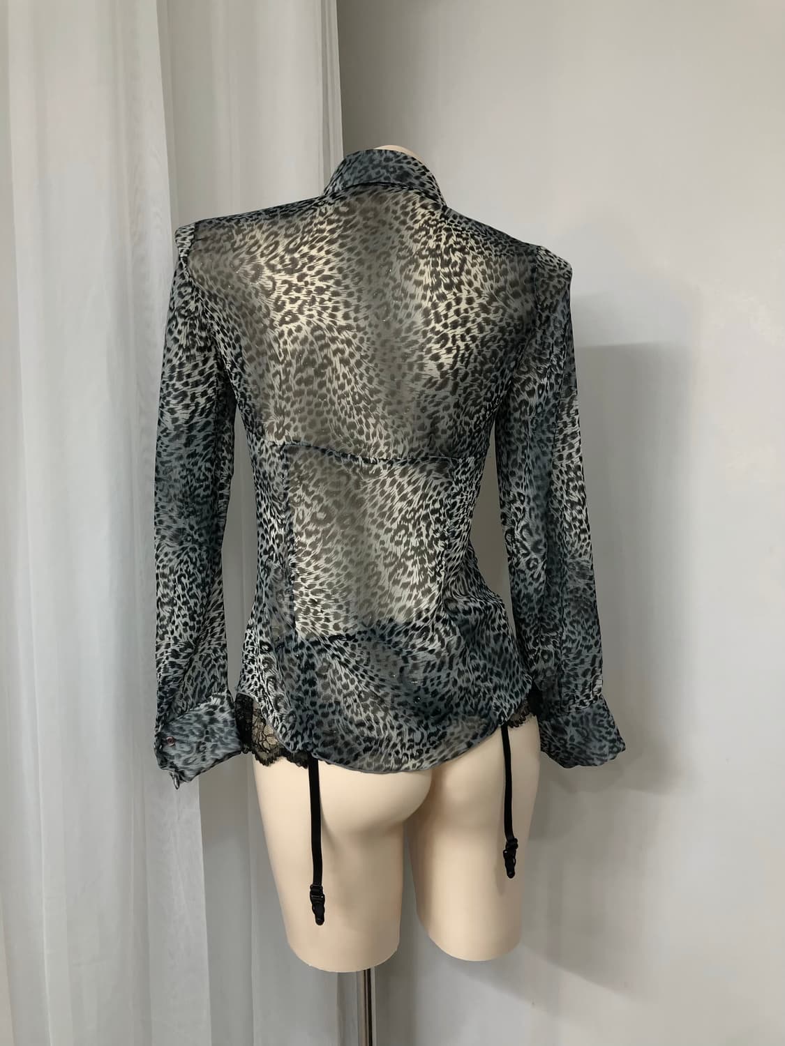 blue leopard frill sheer blouse  for  상품이미지3