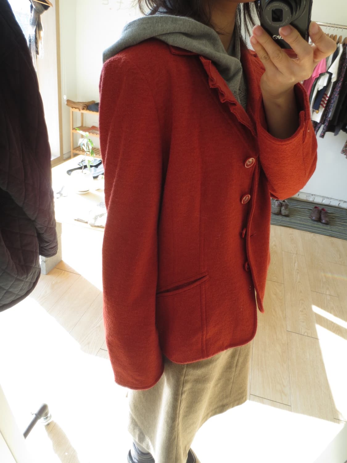 Red frill jacket 상품이미지1