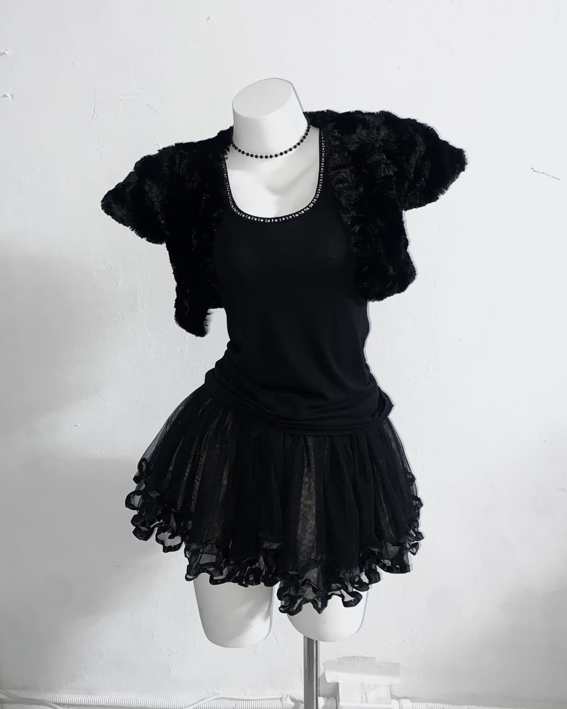 [INGNI] 잉그니 고스 고딕 큐빅 슬리브리스 상품이미지2