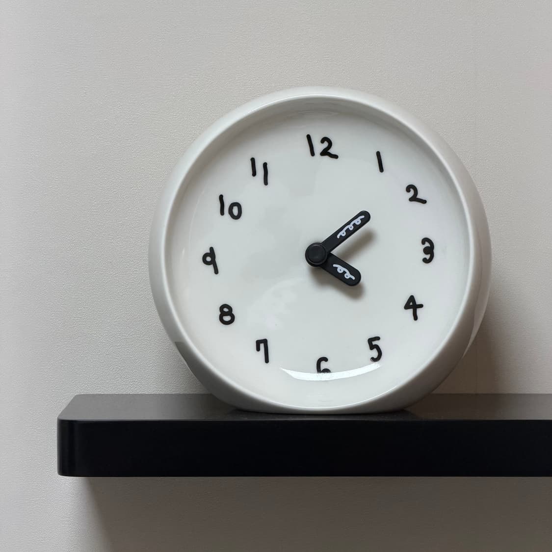 이나피스퀘어X비믹스 콜라보 한정판 벽시계 상품이미지5