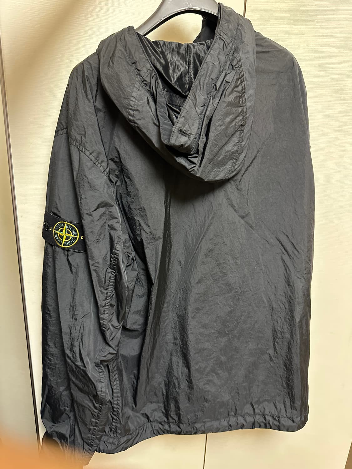 25ss 스톤아일랜드 크링클 랩스 후드자켓 상품이미지4