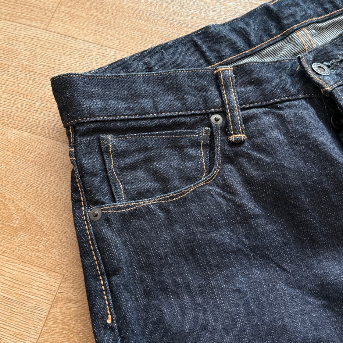 👖 쿠로 그래파이트 데님 팬츠 상품이미지3