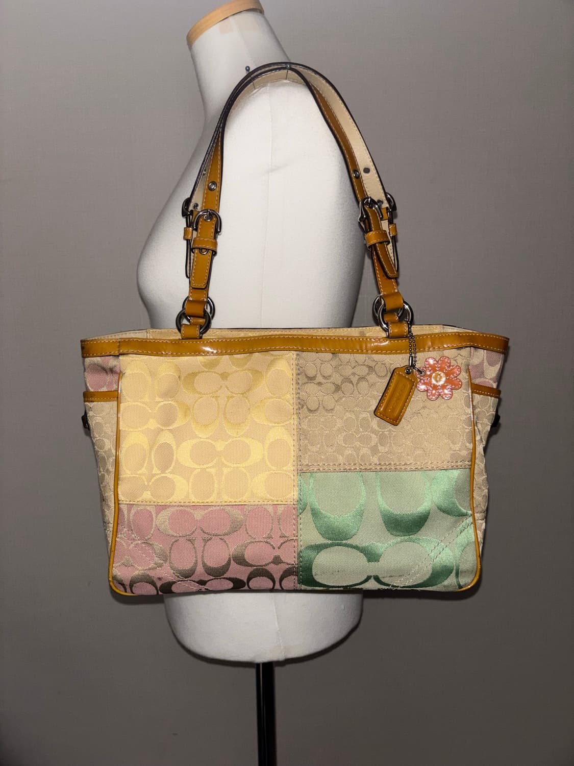 Coach Patch shoulder bag 상품이미지3