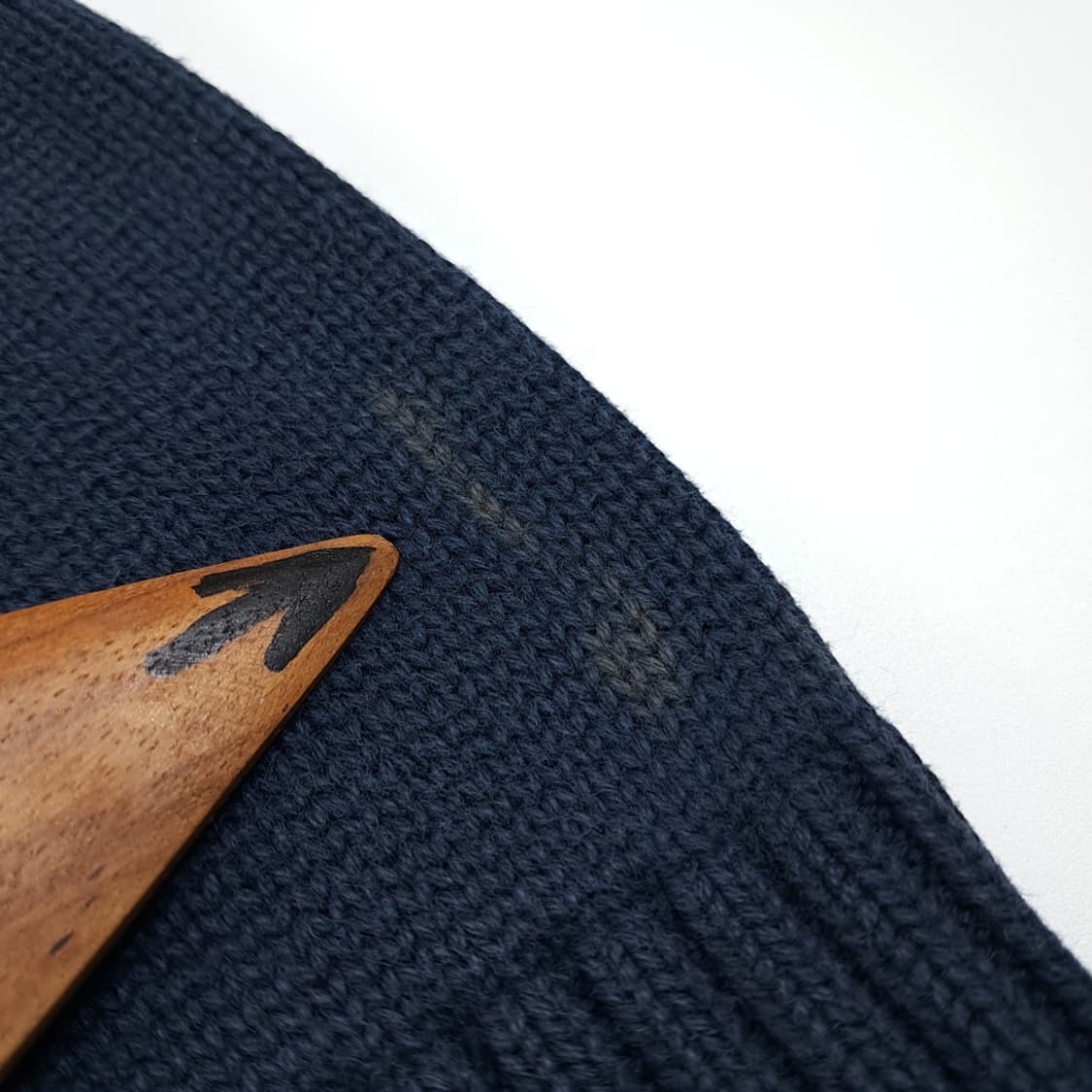 CL038 L 엘엘빈 캐시미어 블렌드 빈티지 네이비 라운드 니트 상품이미지5