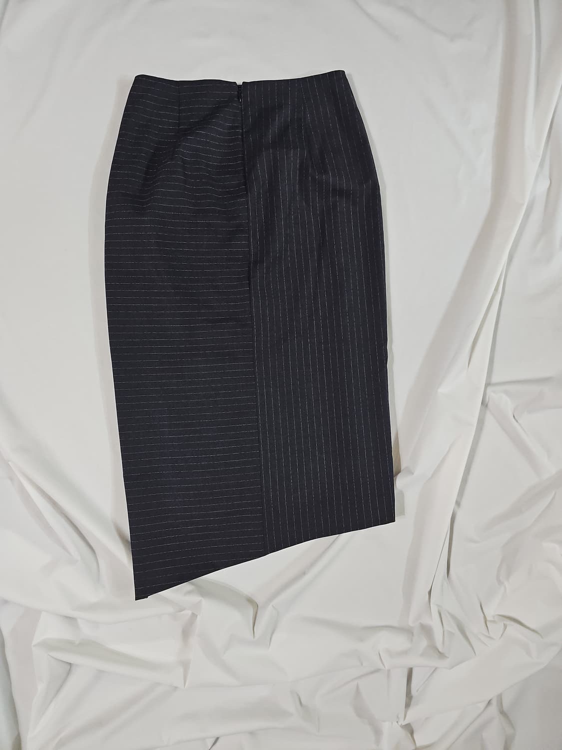 [2] DKNY 핀 스트라이프 랩 스타일 스커트 치마 상품이미지6