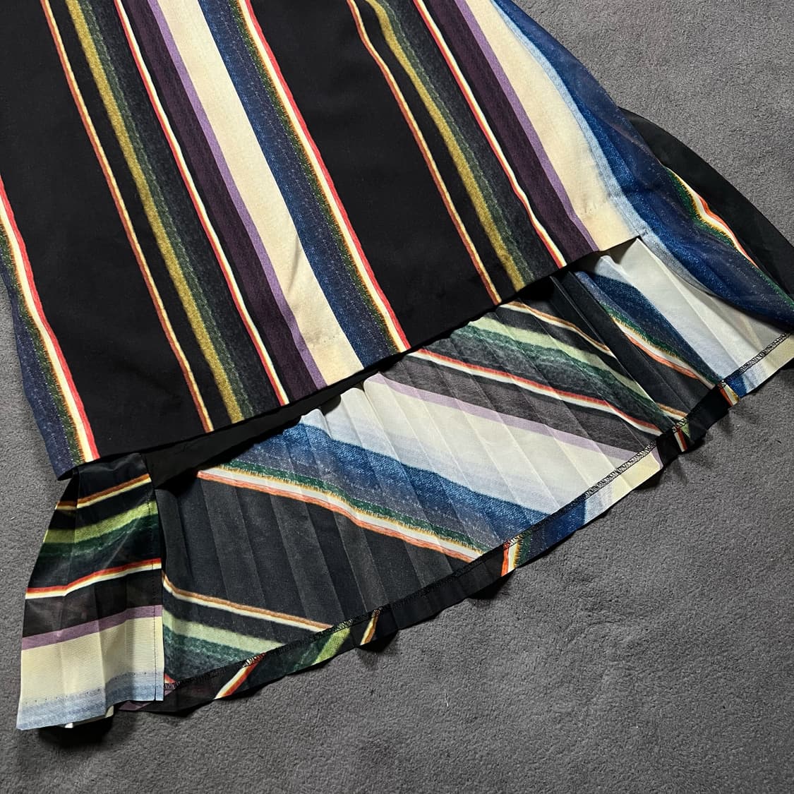 Toga Pulla 토가 풀라 울 플리츠 멀티컬러 랩 스커트  상품이미지6