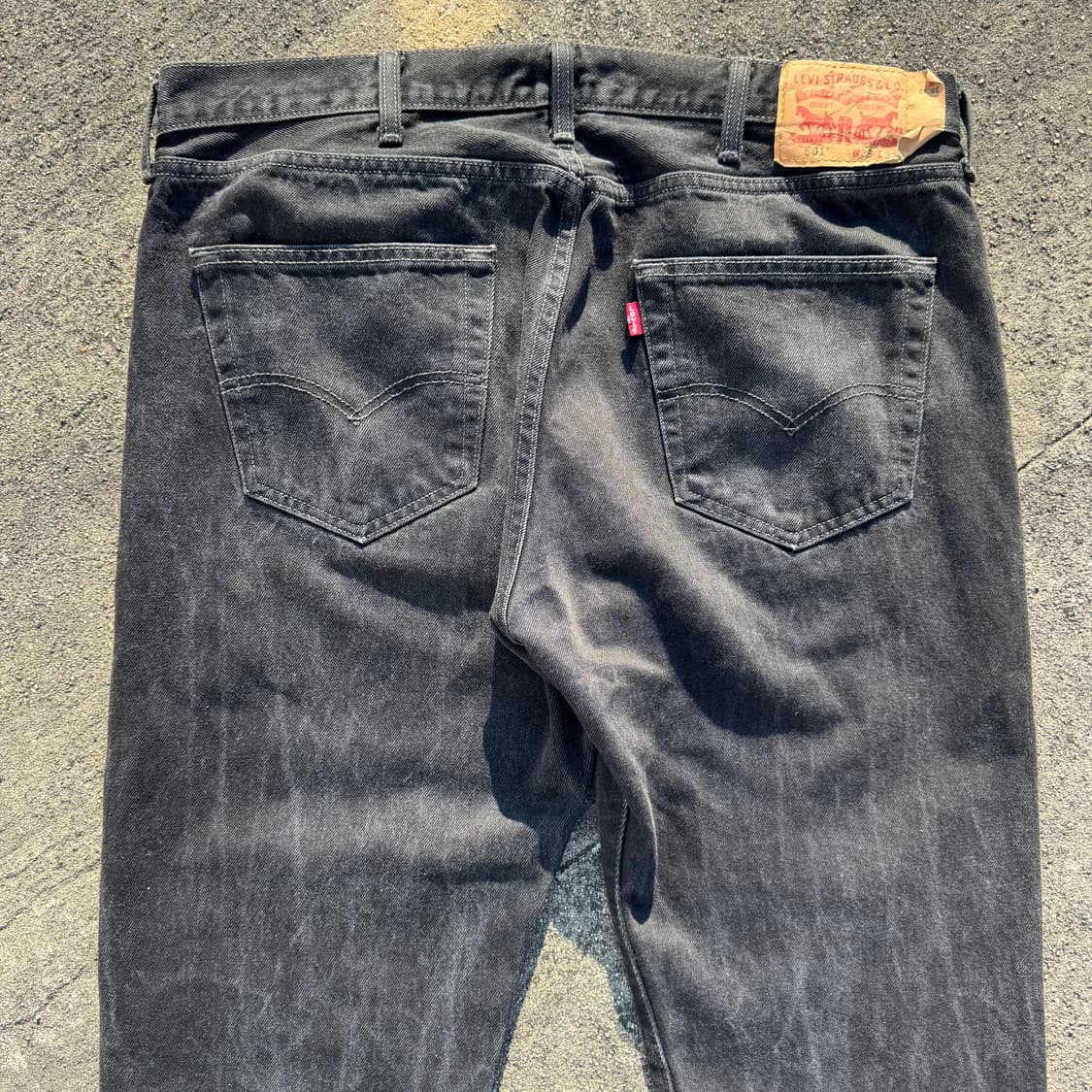 [38] 리바이스 501 흑청 데님 팬츠 상품이미지5