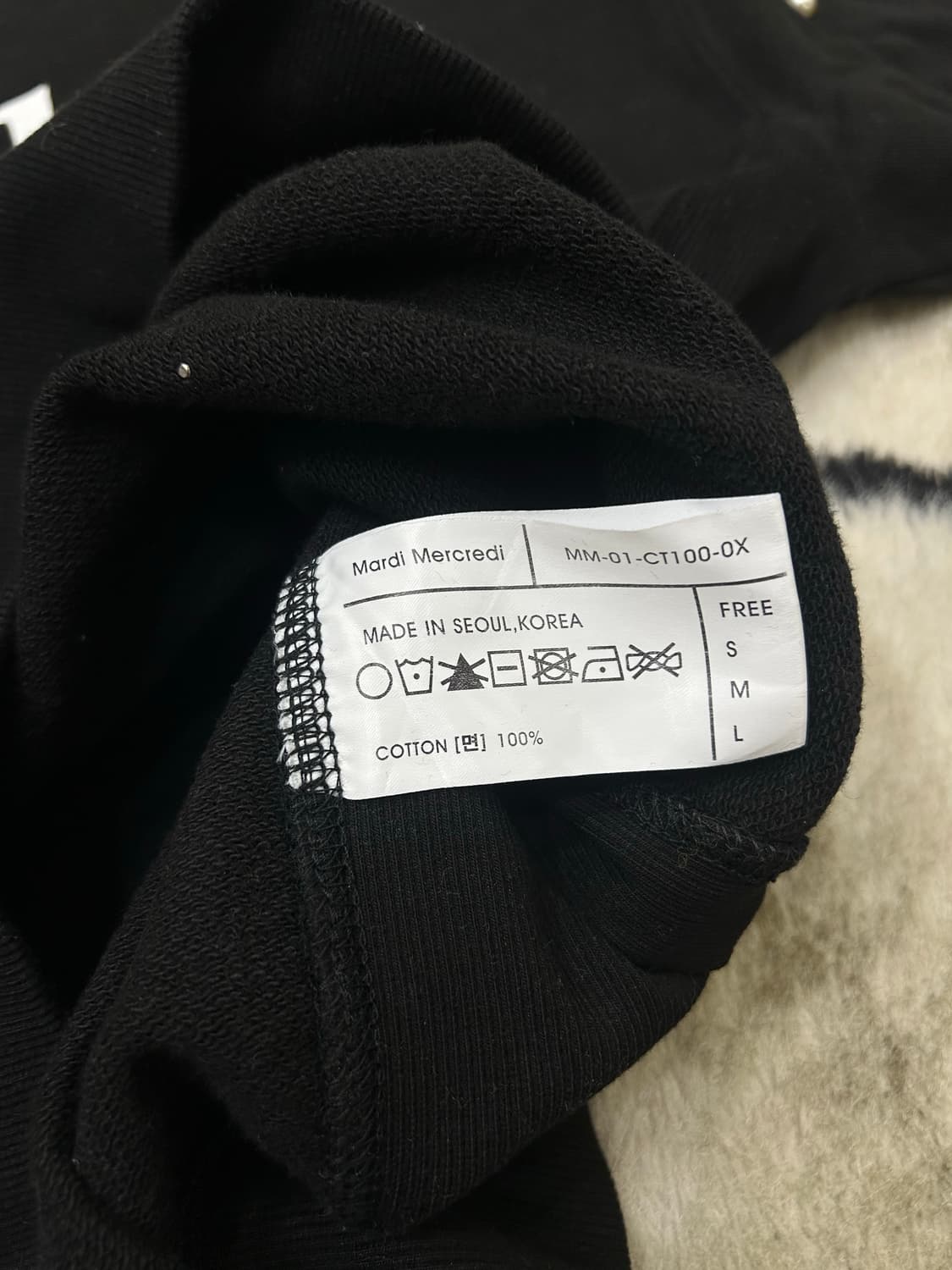 [Free]마르디 메크르디 진주 장식 맨투맨/블랙 상품이미지6