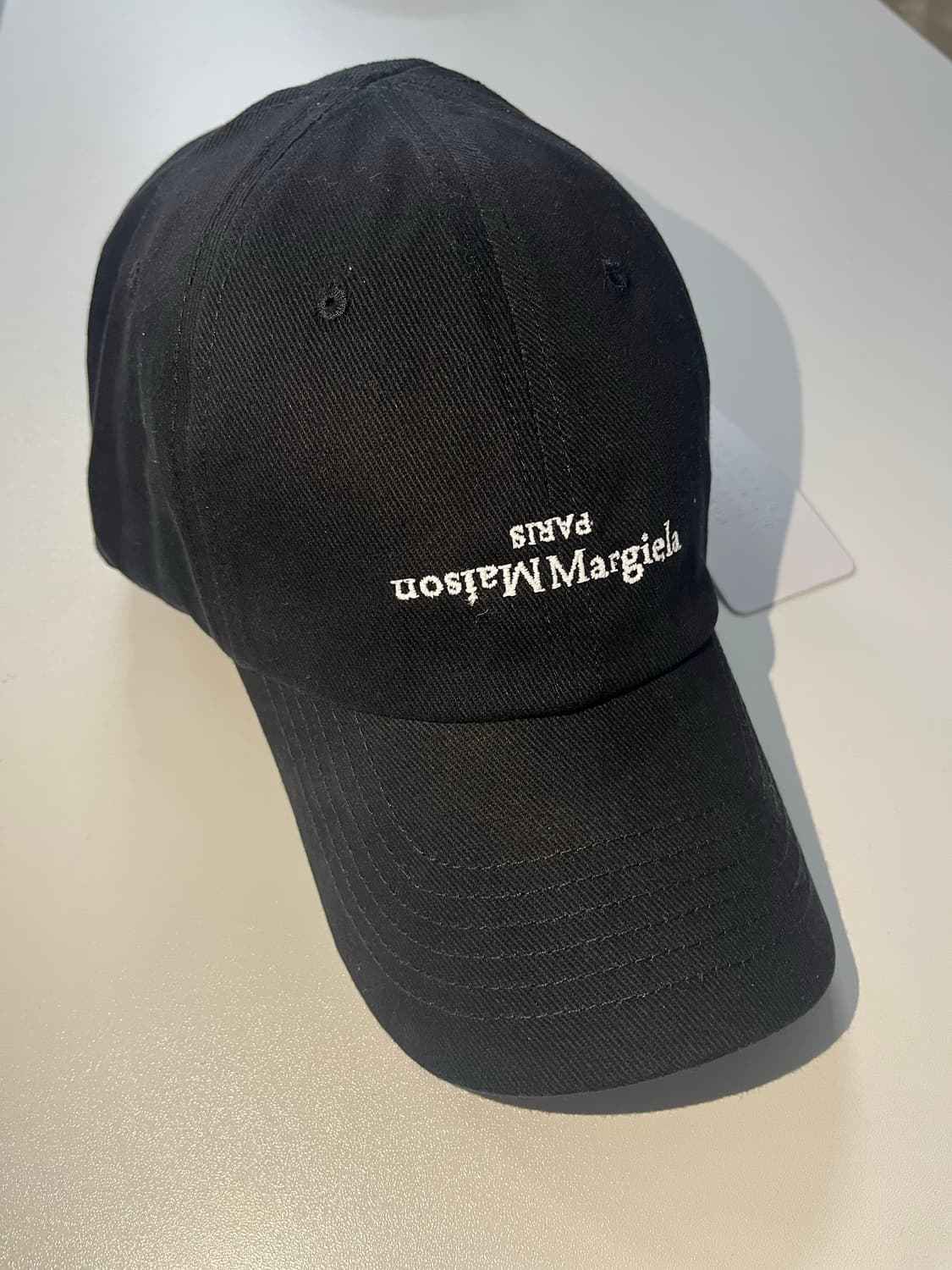 마르지엘라 볼캡 밥풀스티치 블랙 상품이미지1